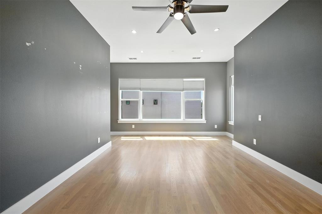 Dallas, Texas, 75204, United States, 3 Bedrooms Bedrooms, ,4 BathroomsBathrooms,Residential,For Sale,1905931