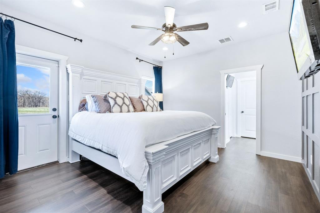 Greenville, Texas, 75402, United States, 3 Bedrooms Bedrooms, ,3 BathroomsBathrooms,Residential,For Sale,1905873