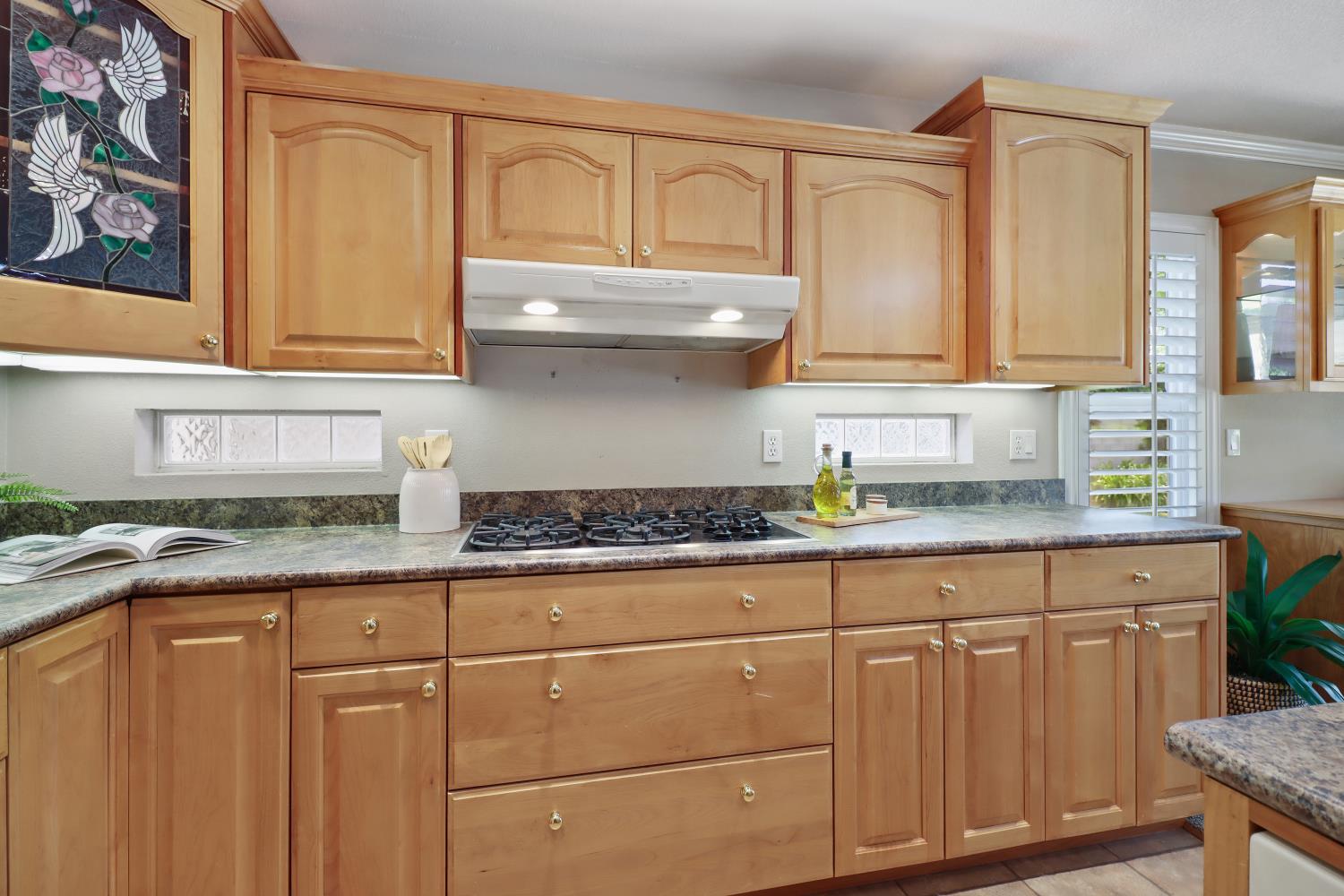 Sacramento, California, 95821, United States, 3 Bedrooms Bedrooms, ,2 BathroomsBathrooms,Residential,For Sale,1941774