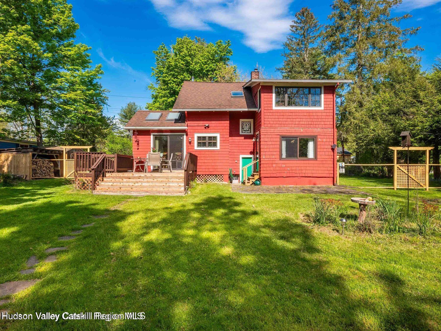 Woodstock, New York, 12498, United States, 3 Bedrooms Bedrooms, ,4 BathroomsBathrooms,Residential,For Sale,1857603