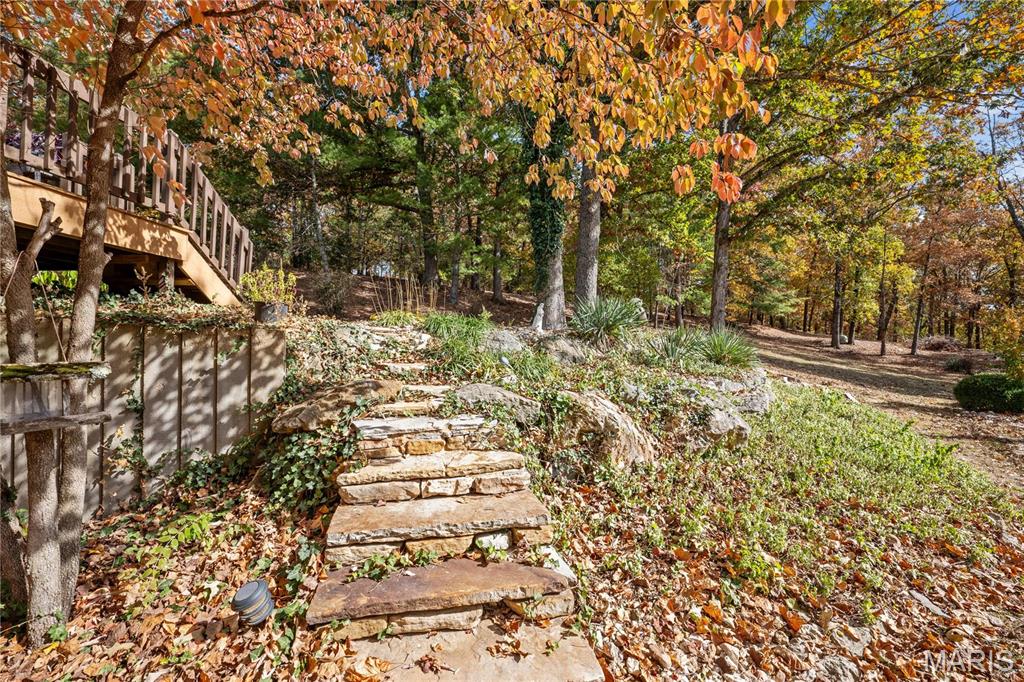 Sullivan, Missouri, 63080, United States, 5 Bedrooms Bedrooms, ,5 BathroomsBathrooms,Residential,For Sale,1906058