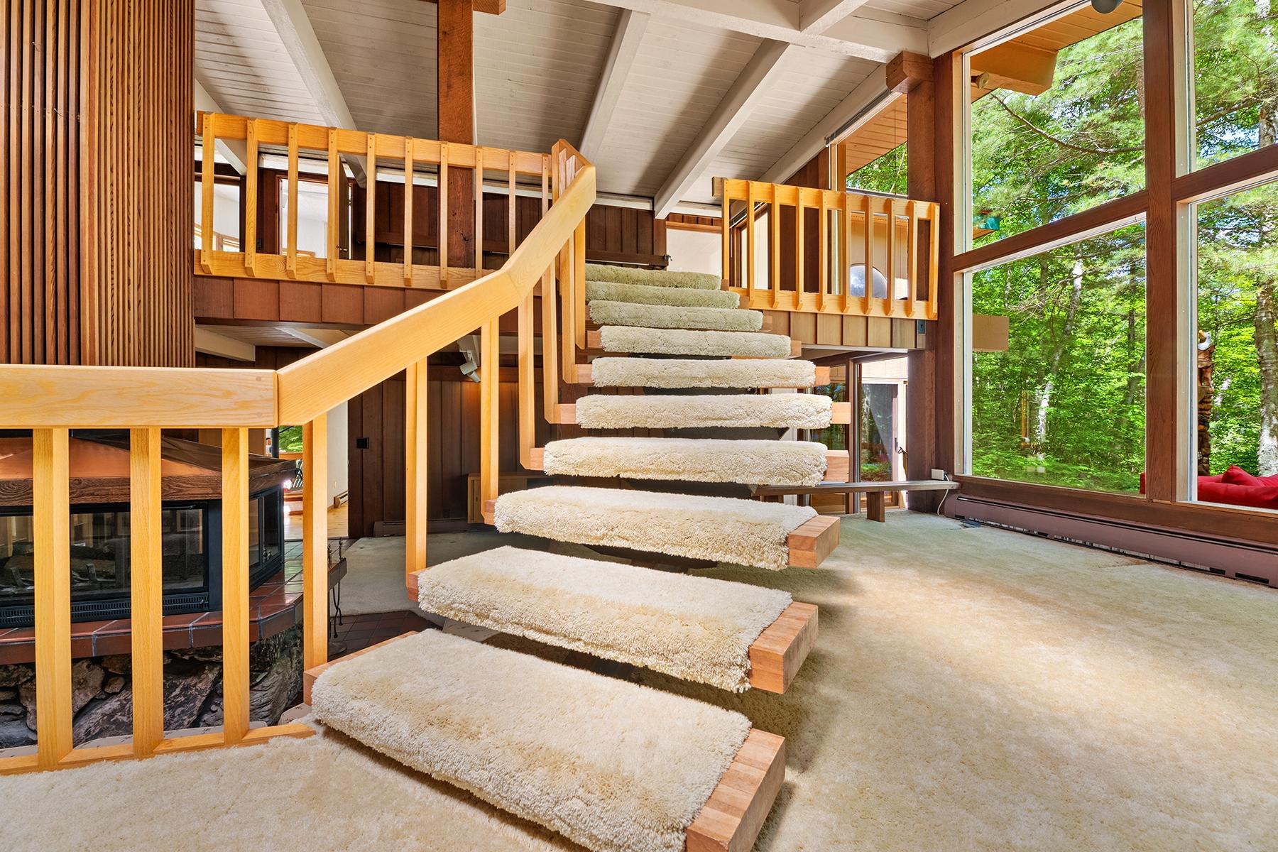 Manitowish Waters, Wisconsin, 54545, United States, 4 Bedrooms Bedrooms, ,3 BathroomsBathrooms,Residential,For Sale,1974750