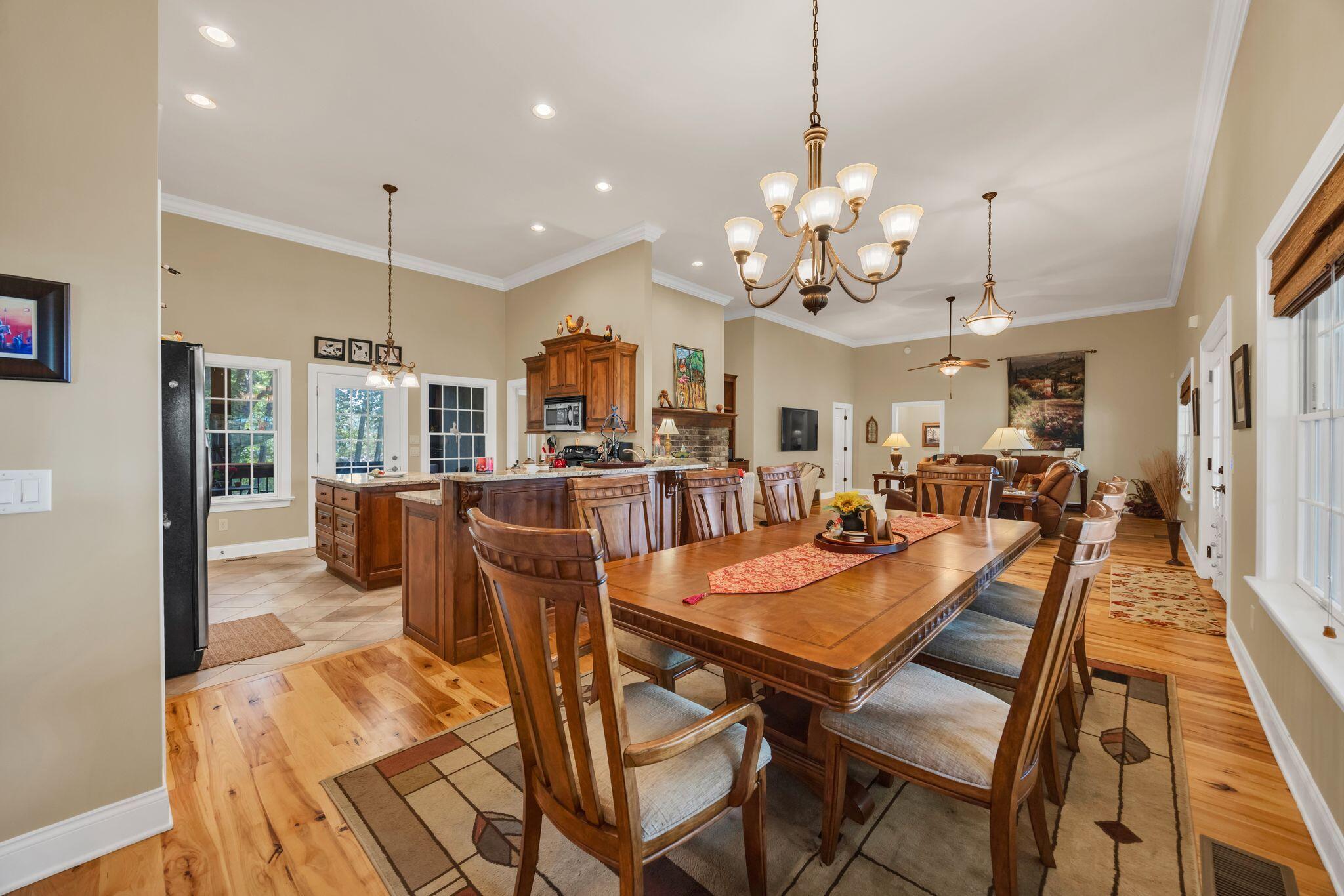 Rising Fawn, Georgia, 30738, United States, 3 Bedrooms Bedrooms, ,5 BathroomsBathrooms,Residential,For Sale,1982242