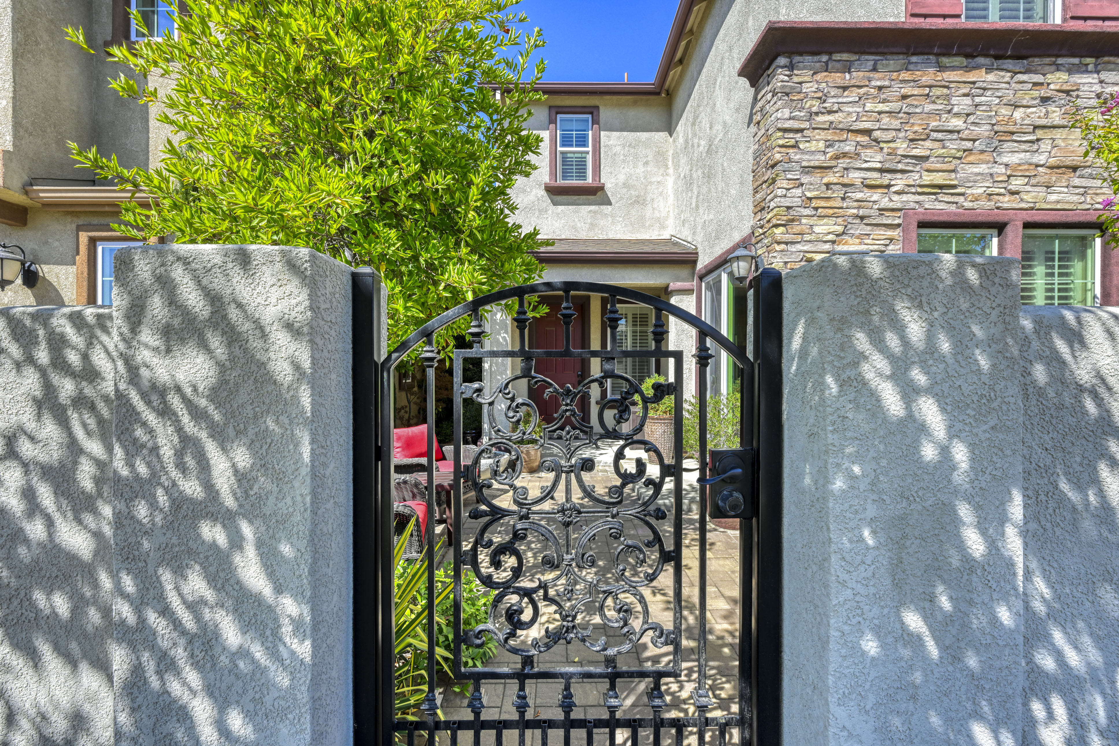  3041 Village Center Drive, Roseville, CA 95747 - 物件實景
