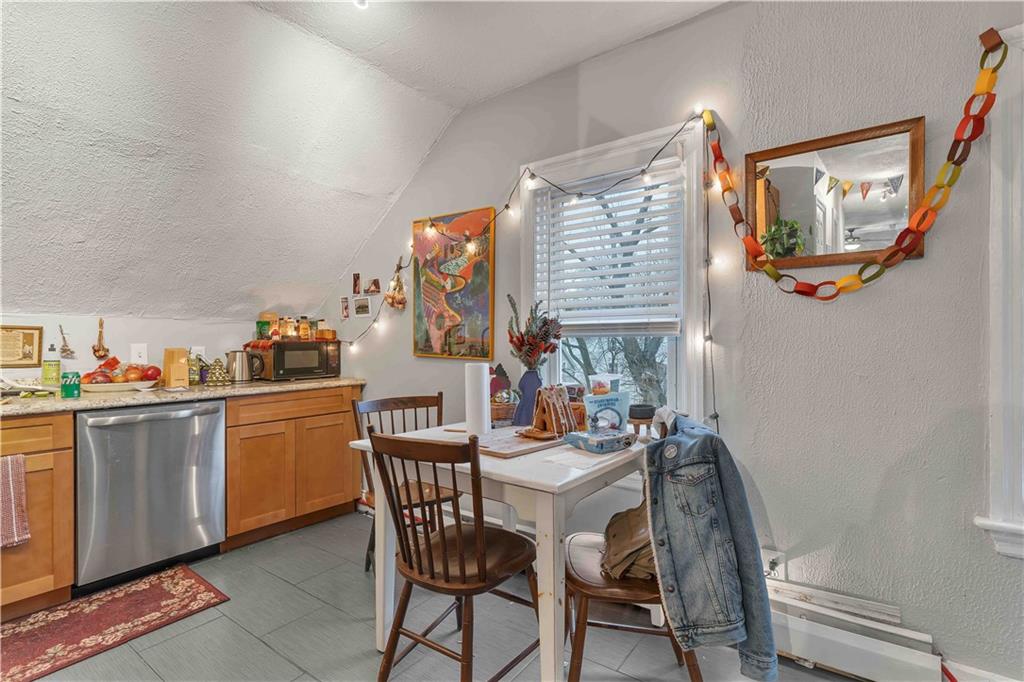 Providence, Rhode Island, 02909, United States, 6 Bedrooms Bedrooms, ,3 BathroomsBathrooms,Residential,For Sale,2005476