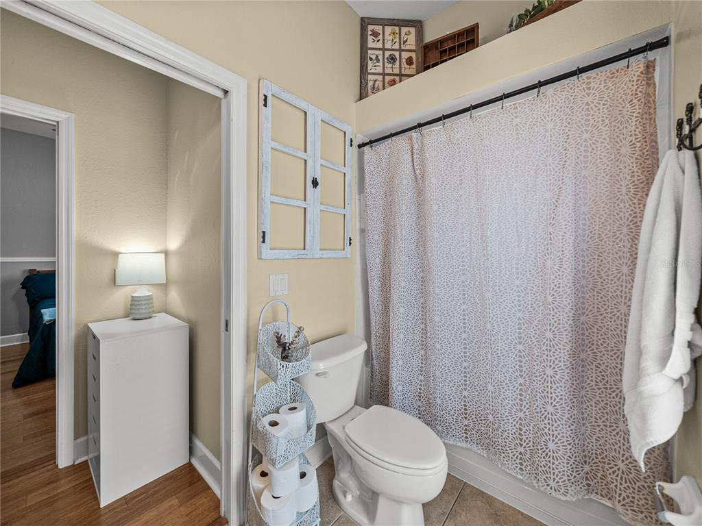 Lakeland, Florida, 33812, United States, 4 Bedrooms Bedrooms, ,3 BathroomsBathrooms,Residential,For Sale,1898596