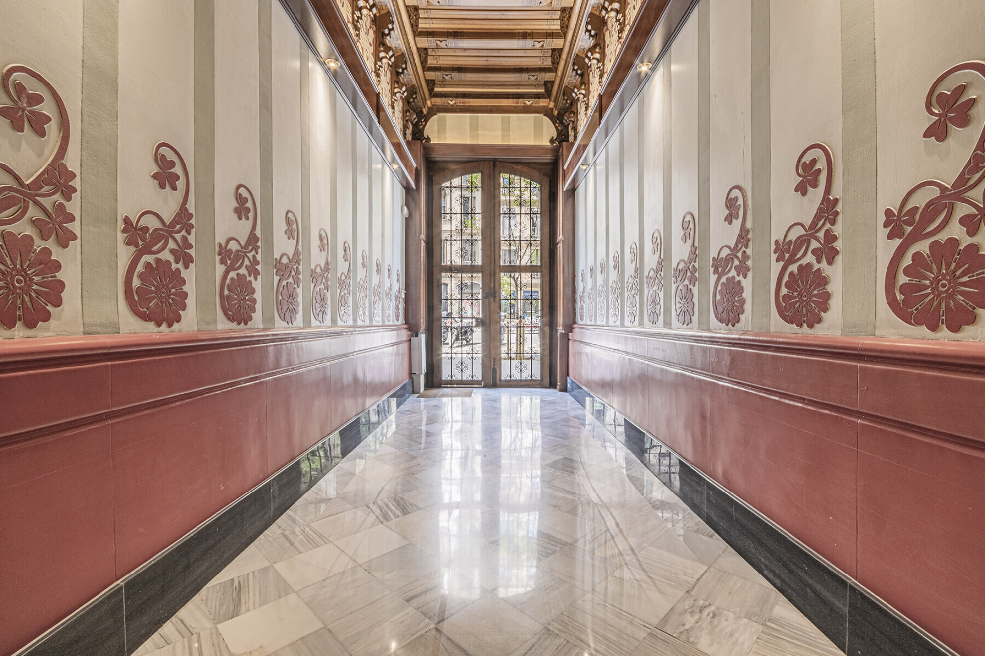  Refurbished jewel in the Quadrat d
