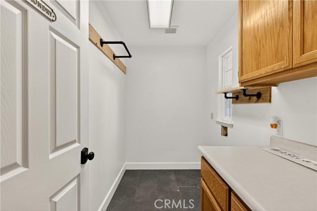 Merced, California, 95340, United States, 5 Bedrooms Bedrooms, ,3 BathroomsBathrooms,Residential,For Sale,2012352