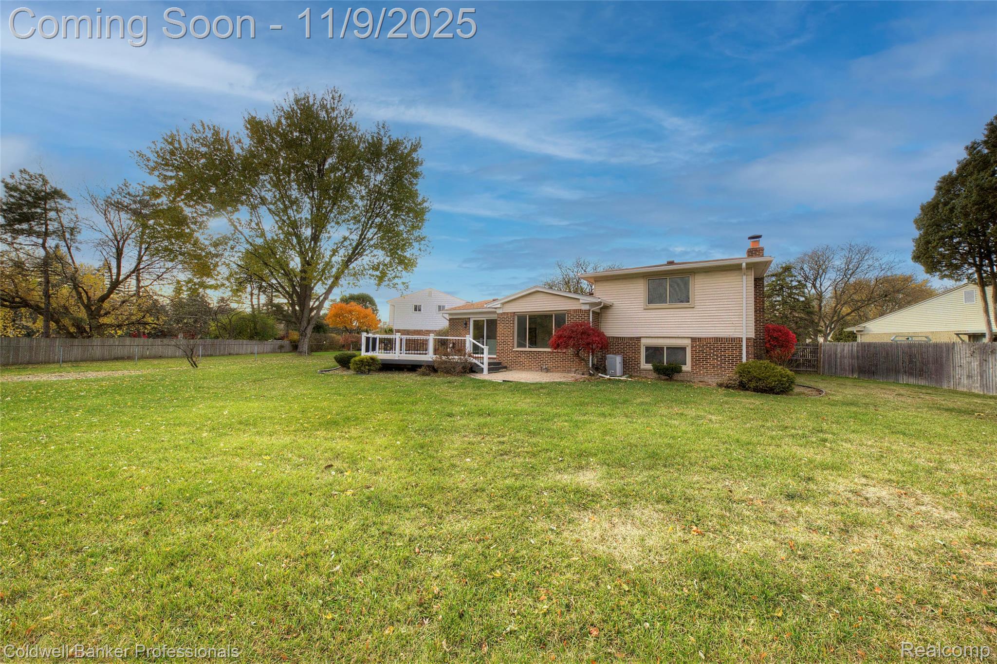 Troy, Michigan, 48085, United States, 4 Bedrooms Bedrooms, ,2 BathroomsBathrooms,Residential,For Sale,1989080