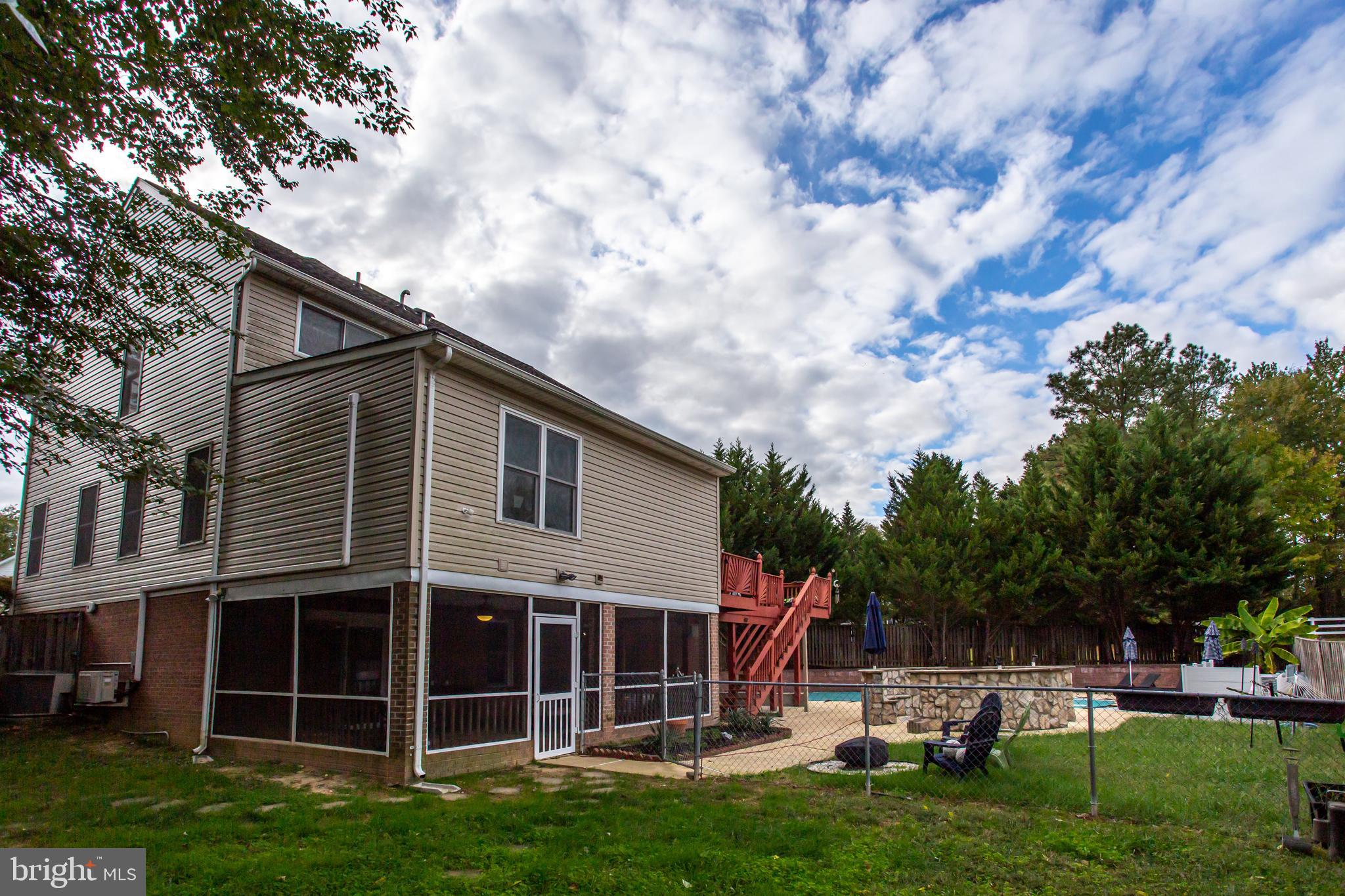 Waldorf, Maryland, 20601, United States, 5 Bedrooms Bedrooms, ,5 BathroomsBathrooms,Residential,For Sale,1977344