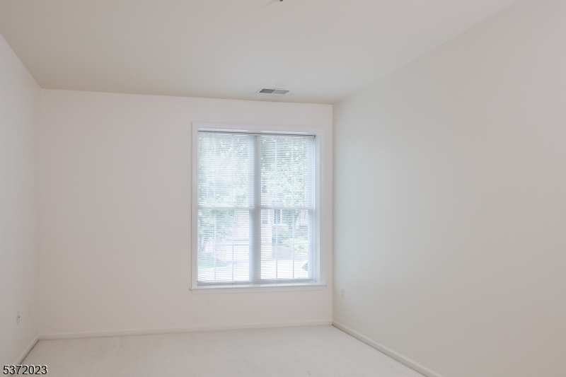 Rockaway Twp., New Jersey, 07866-5821, United States, 2 Bedrooms Bedrooms, ,2 BathroomsBathrooms,Residential,For Sale,1915485