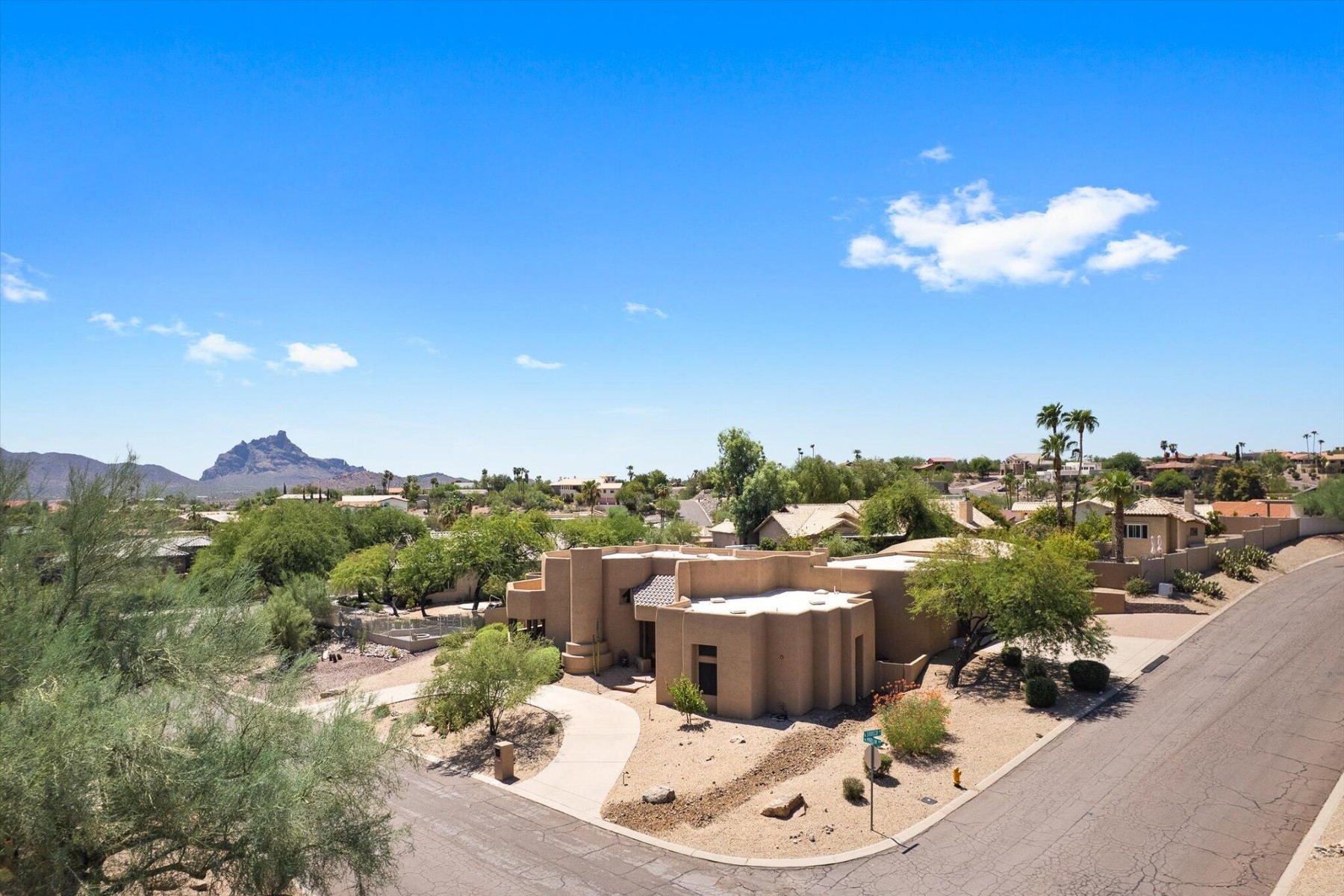  16921 E Parlin Drive¦Fountain Hills, AZ - 物件實景