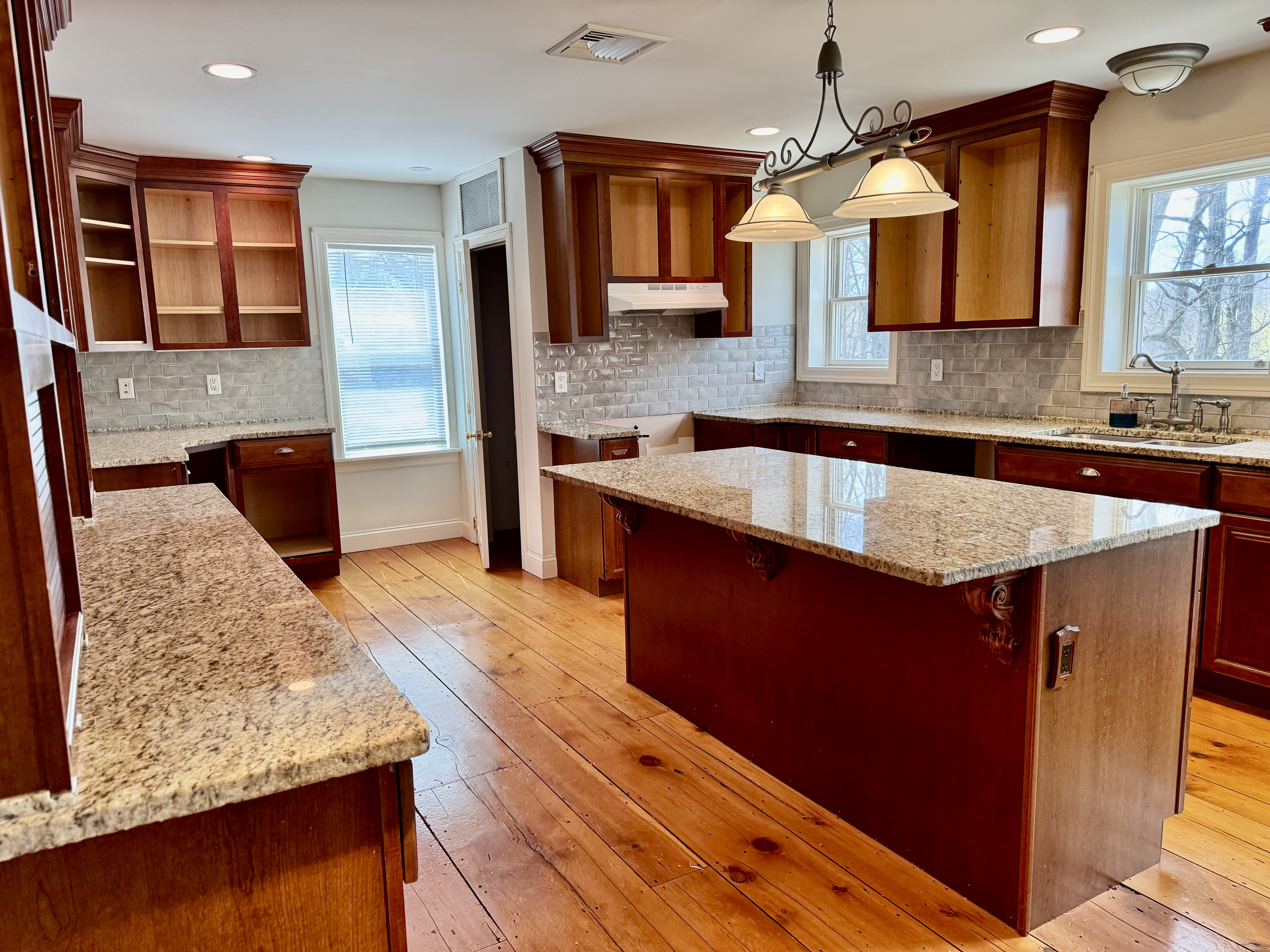 Montgomery, New York, 12549, United States, 4 Bedrooms Bedrooms, ,4 BathroomsBathrooms,Residential,For Sale,1886979