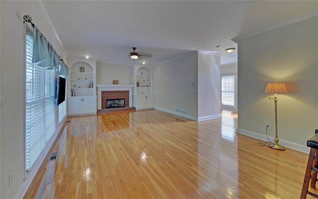 Lawrenceville, Georgia, 30043, United States, 5 Bedrooms Bedrooms, ,4 BathroomsBathrooms,Residential,For Sale,1794792