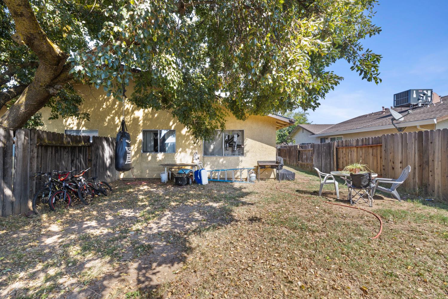 North Highlands, California, 95660, United States, ,Residential,For Sale,1941580