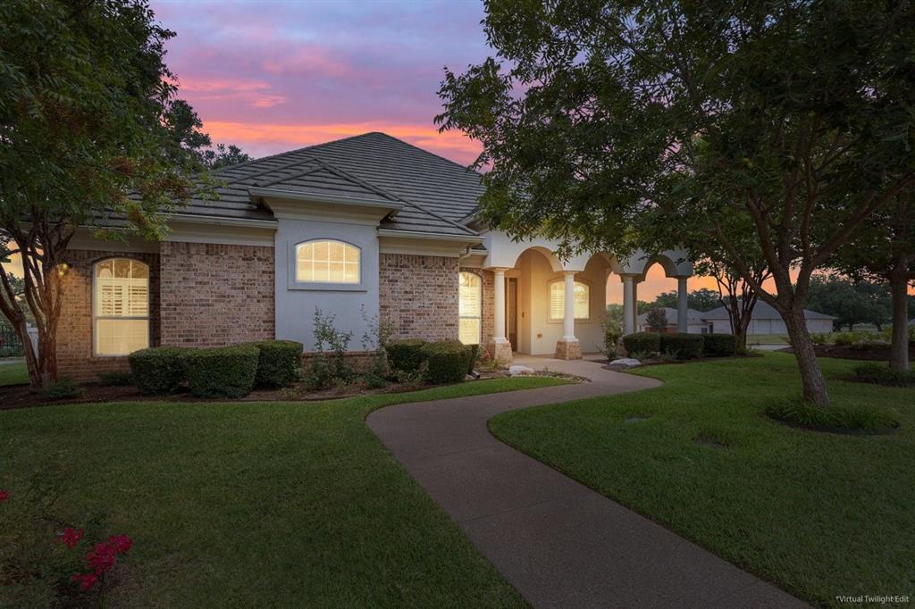 Woodway, Texas, 76712, United States, 3 Bedrooms Bedrooms, ,3 BathroomsBathrooms,Residential,For Sale,1927534