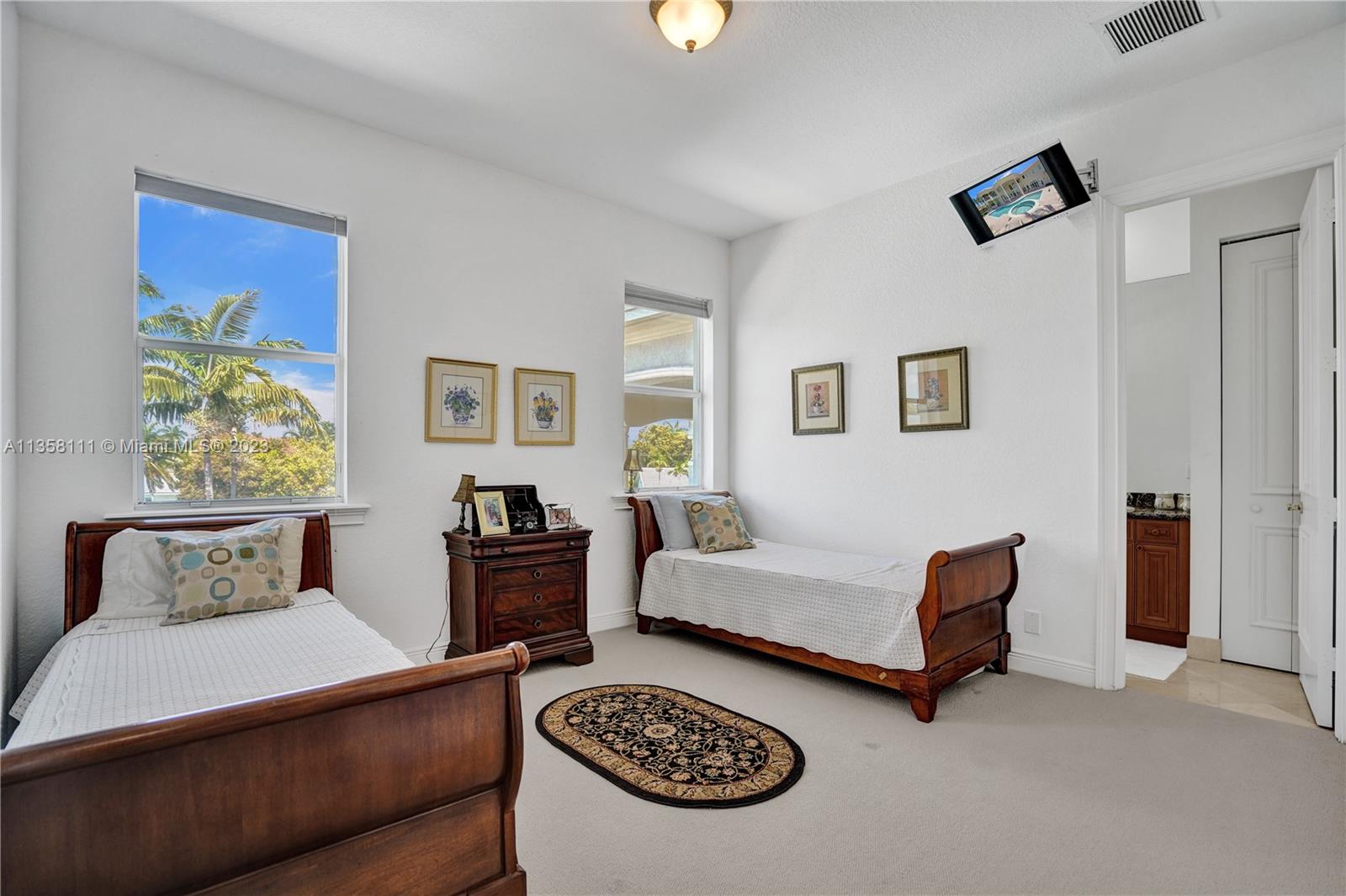 1130 Harbor Ct, Hollywood, Florida, 33019, United States, 7 Bedrooms Bedrooms, ,8 BathroomsBathrooms,Residential,For Sale,1130 Harbor Ct,1246001
