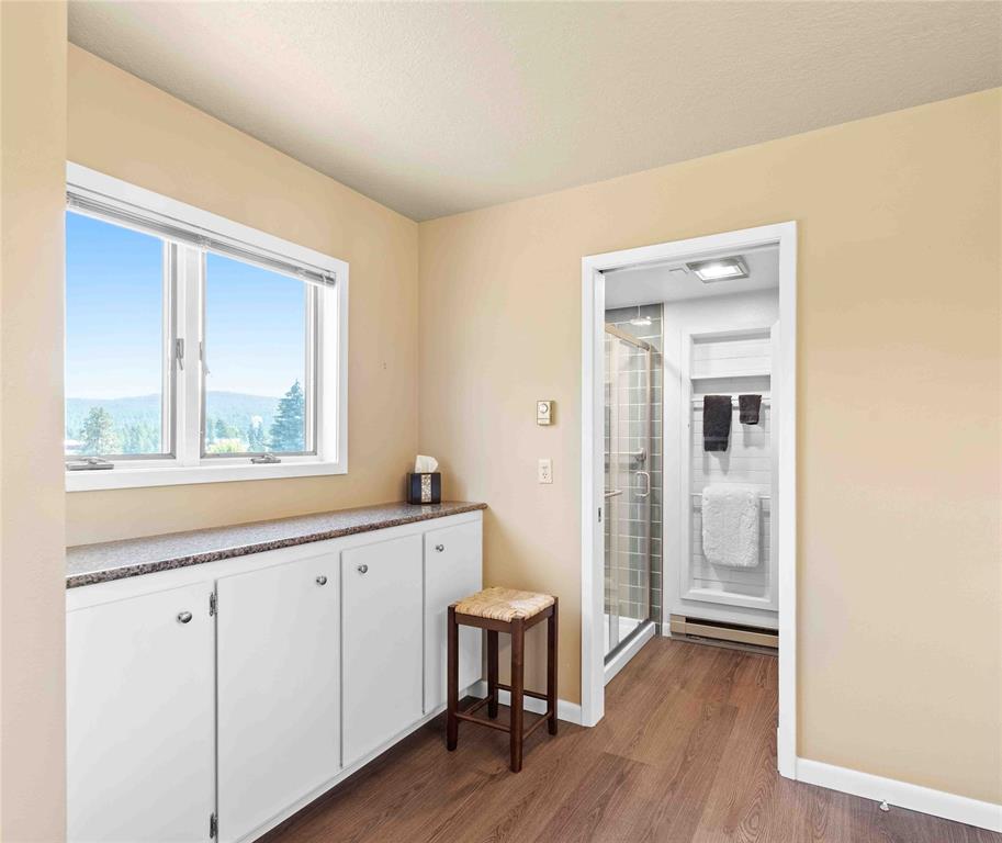 Bigfork, Montana, 59911, United States, 3 Bedrooms Bedrooms, ,1 BathroomBathrooms,Residential,For Sale,1979213