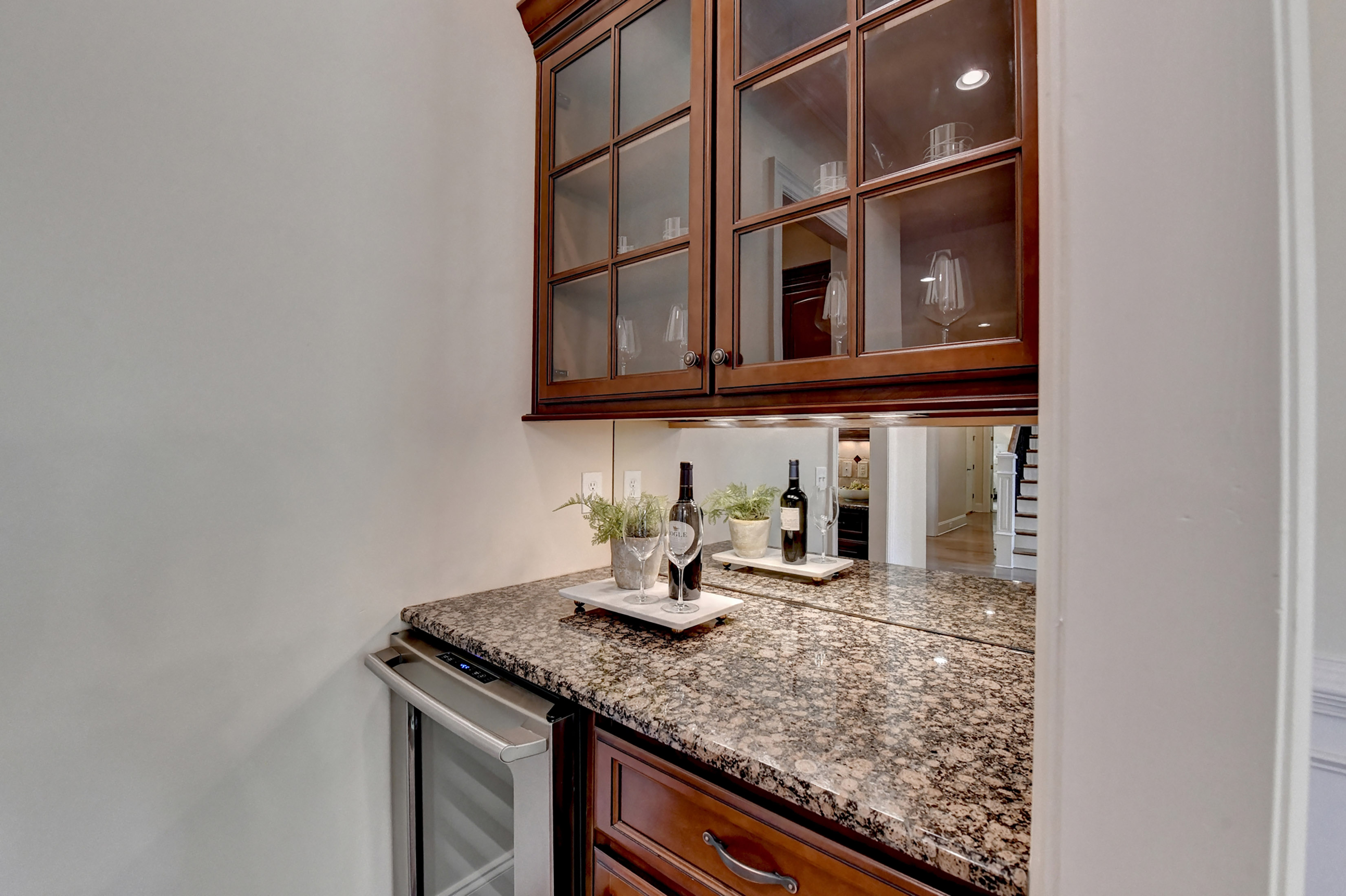  Luxury, Comfort and Privacy in One of Roswell