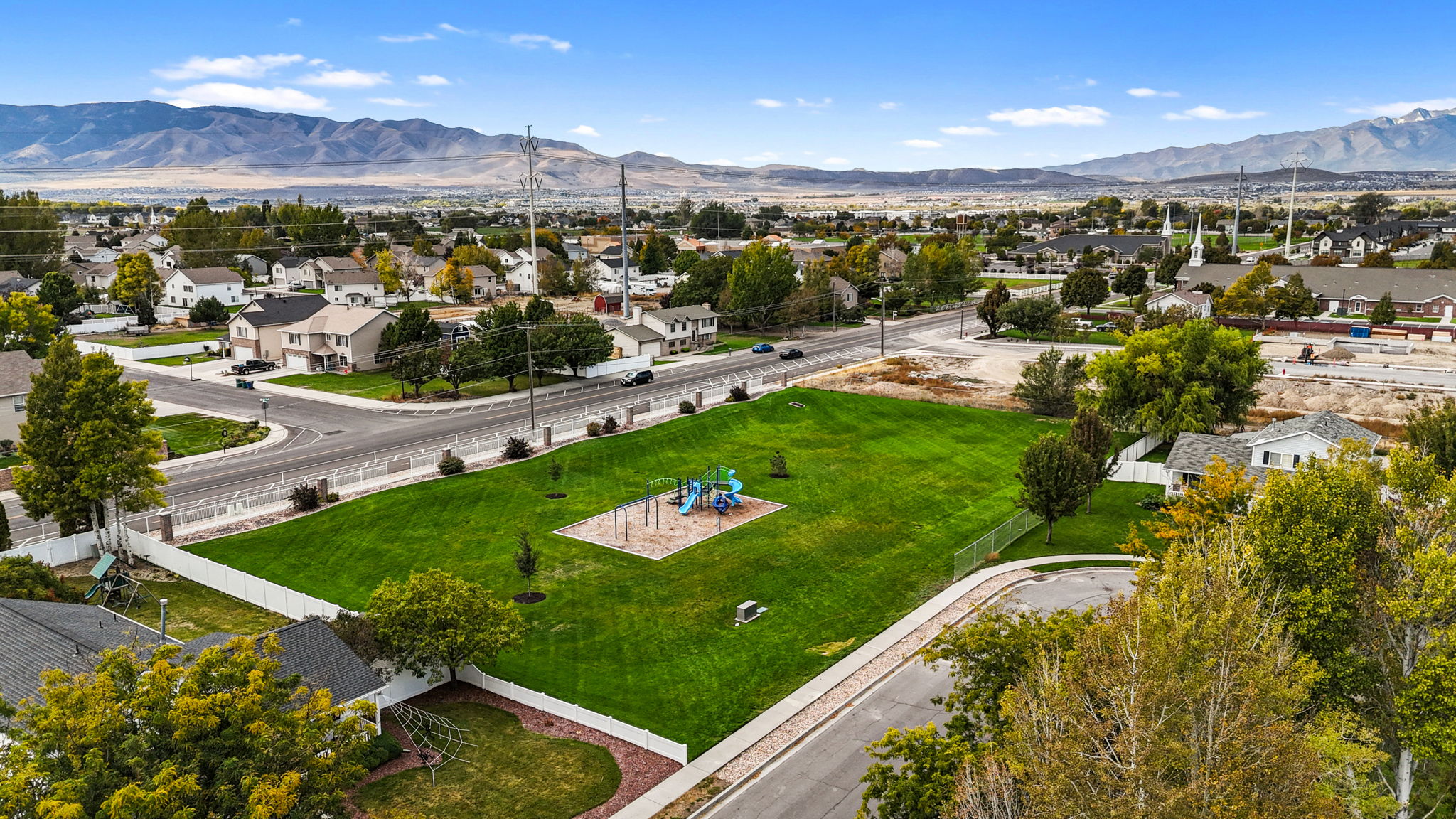 Lehi, Utah, 84043, United States, 4 Bedrooms Bedrooms, ,3 BathroomsBathrooms,Residential,For Sale,1973870