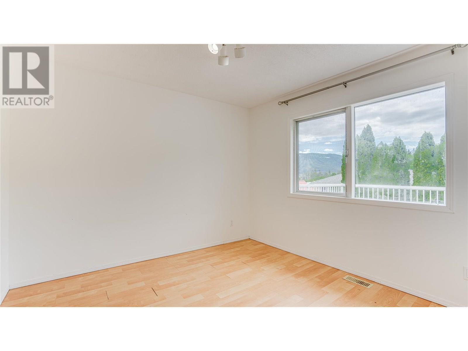 LUMBY, British Columbia, V0E 2G5, CA, 3 Bedrooms Bedrooms, ,2 BathroomsBathrooms,Residential,For Sale,1906205