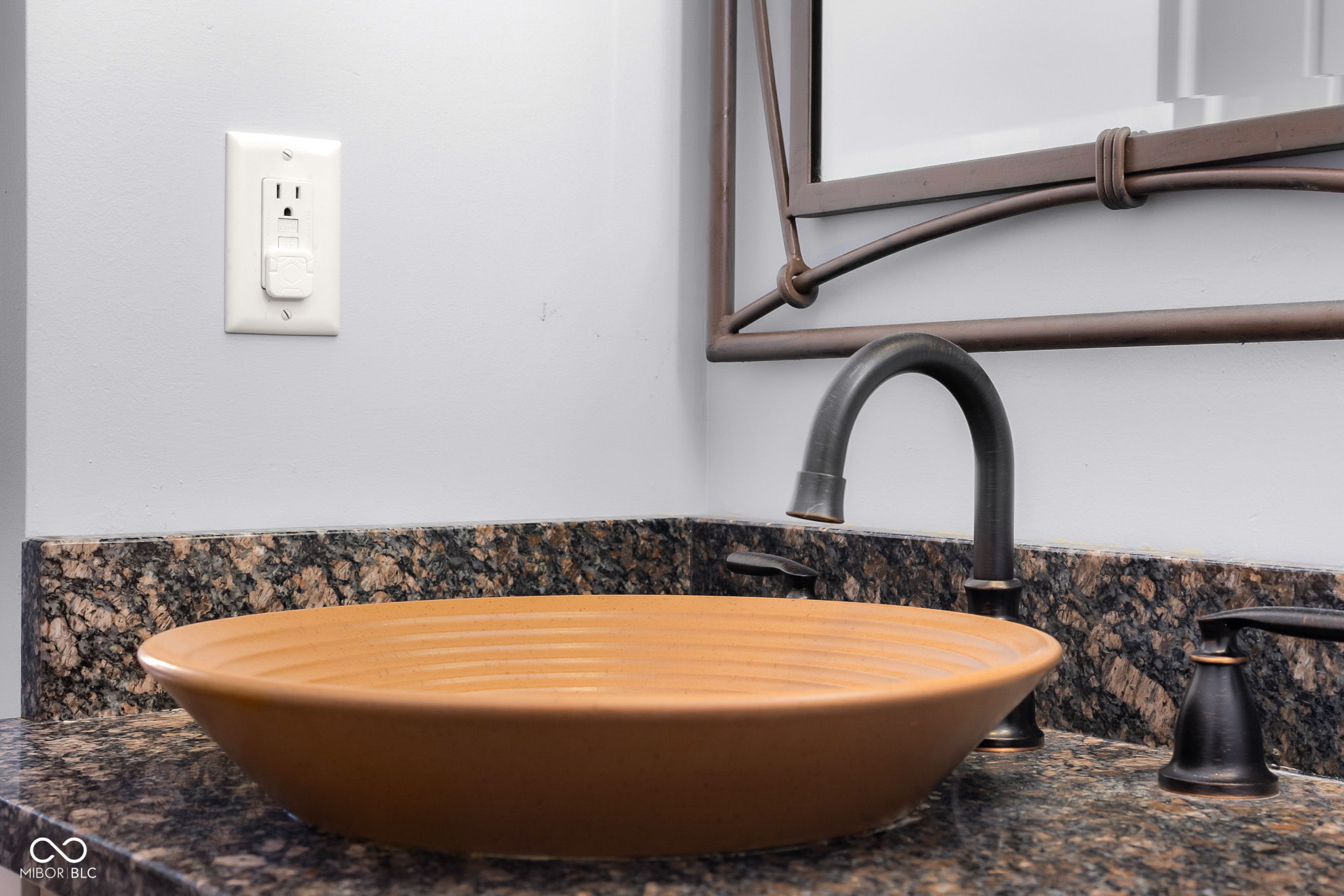 Columbus, Indiana, 47201, United States, 5 Bedrooms Bedrooms, ,6 BathroomsBathrooms,Residential,For Sale,1982008