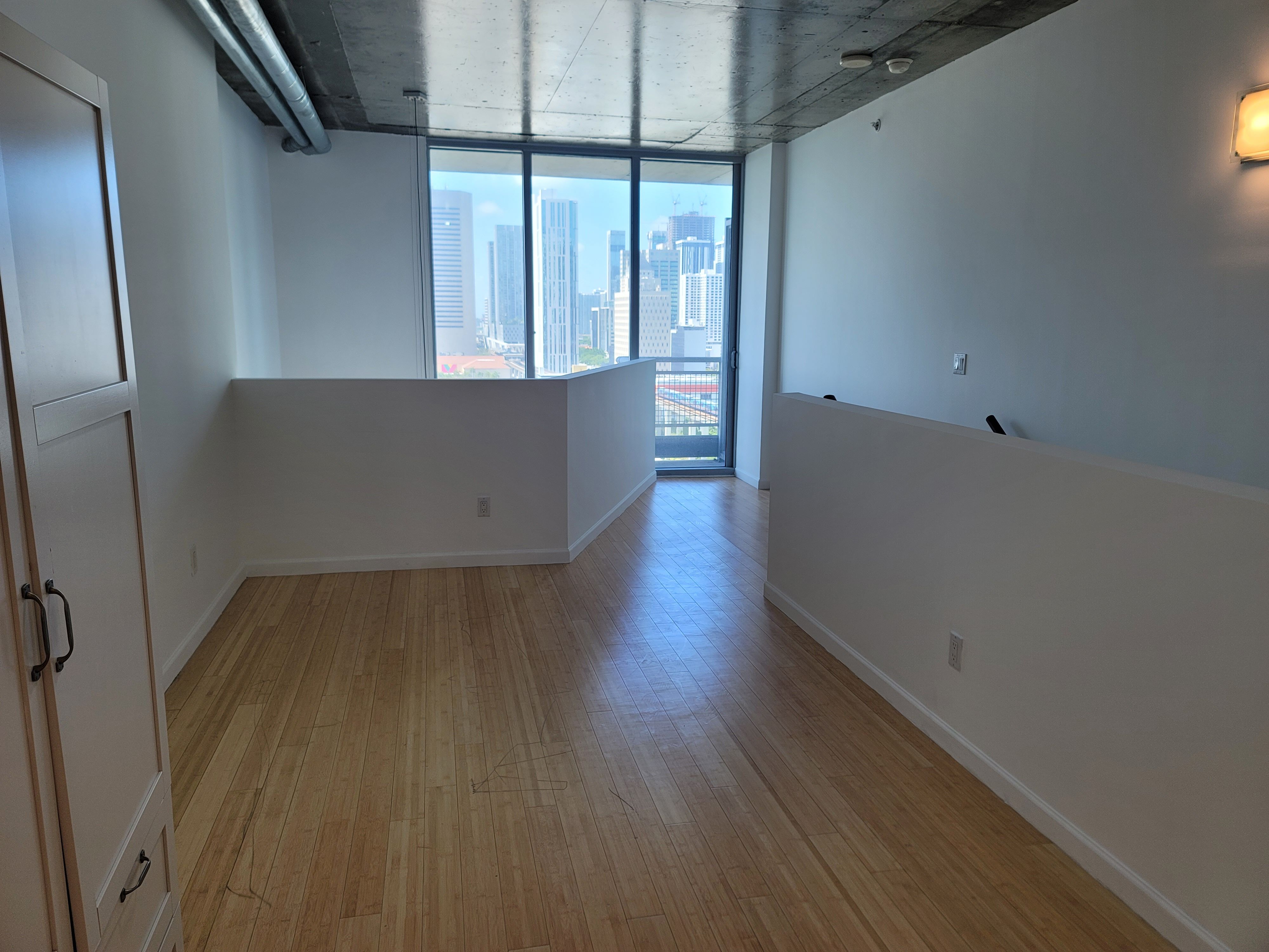  690 SW 1st Ct, Miami, FL, 33130 - 物件實景
