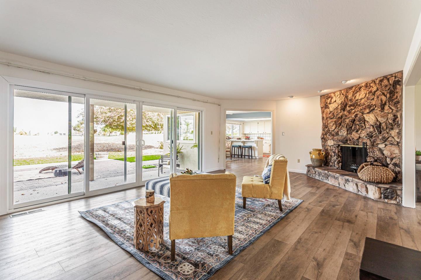 Hollister, California, 95023, United States, 4 Bedrooms Bedrooms, ,3 BathroomsBathrooms,Residential,For Sale,1750657
