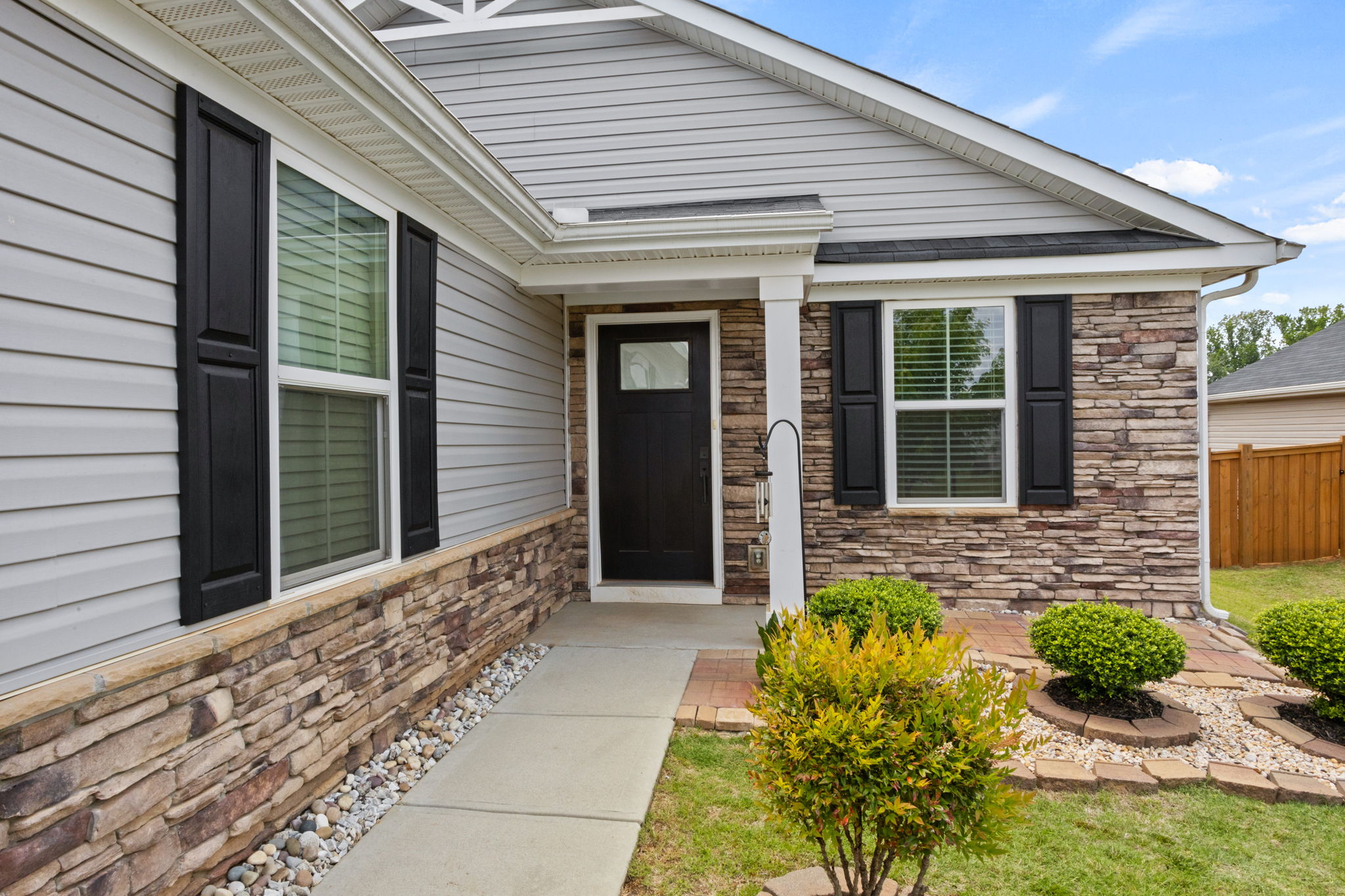  230 Bending Branch Road, Greenville, SC 29605 - 物件實景