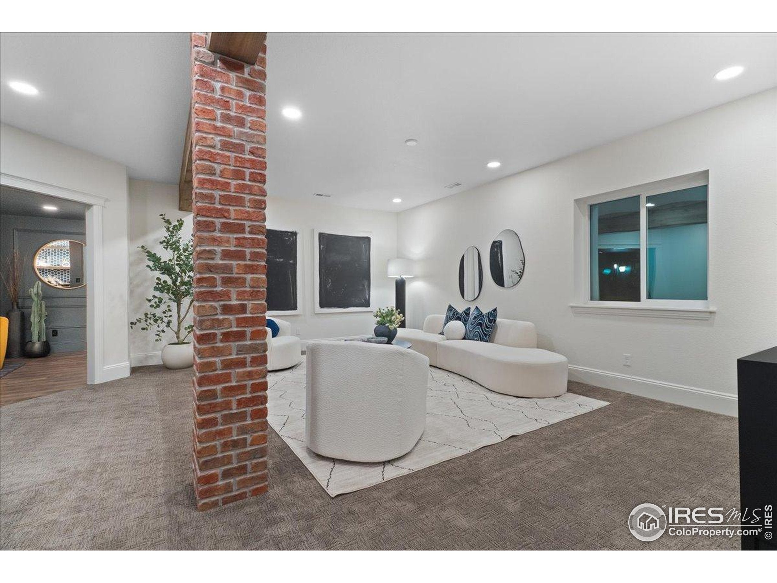 Berthoud, Colorado, 80513, United States, 4 Bedrooms Bedrooms, ,4 BathroomsBathrooms,Residential,For Sale,1910377