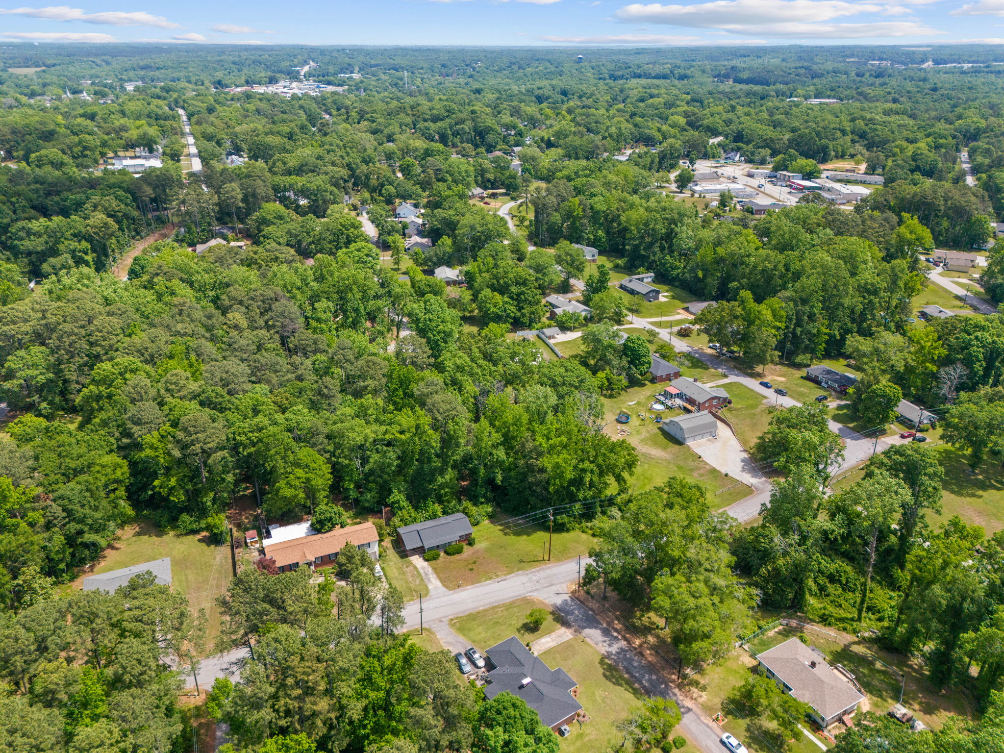  400 Meadow Road, Laurens, SC 29360 - 物件實景