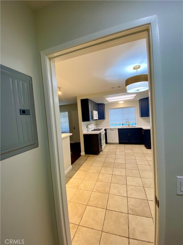 Diamond Bar, California, 91765, United States, 2 Bedrooms Bedrooms, ,1 BathroomBathrooms,Residential,For Sale,1944923
