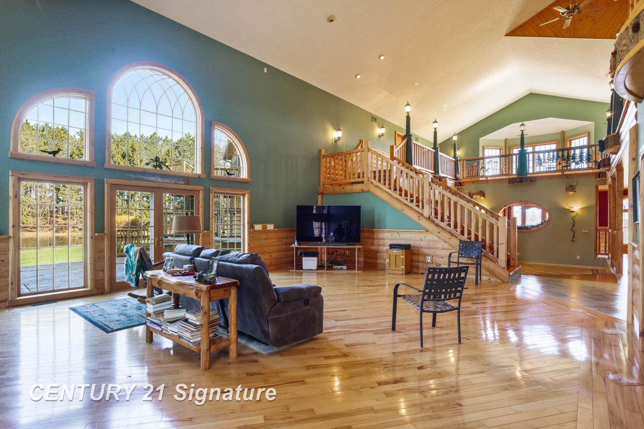 Hemlock, Michigan, 48626, United States, 6 Bedrooms Bedrooms, ,5 BathroomsBathrooms,Residential,For Sale,1984080