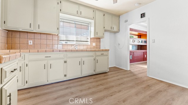 Los Angeles, California, 90063, United States, 6 Bedrooms Bedrooms, ,Residential,For Sale,1922877