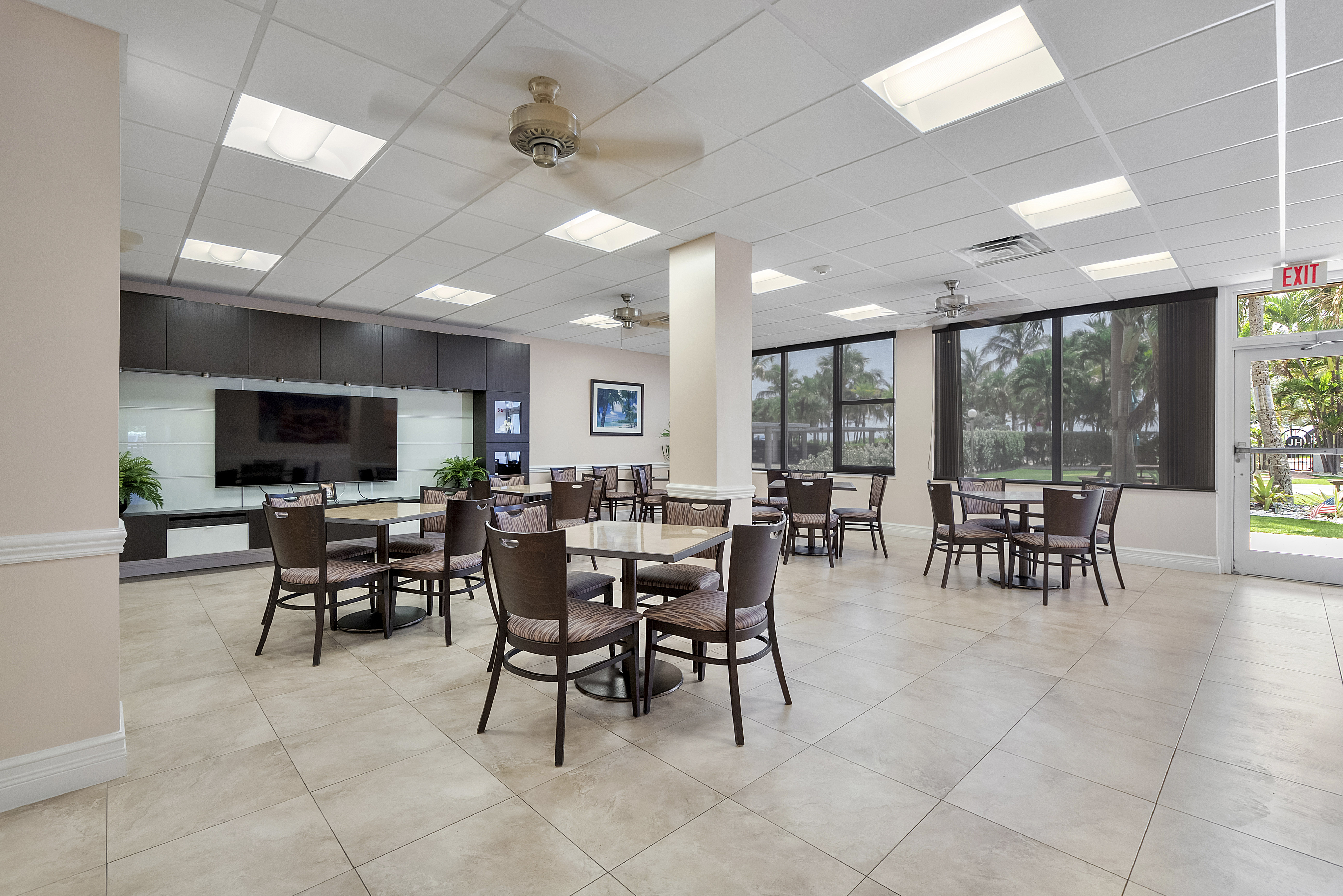  305 N Pompano Beach Boulevard, Pompano Beach, FL, 33062 - 物件實景