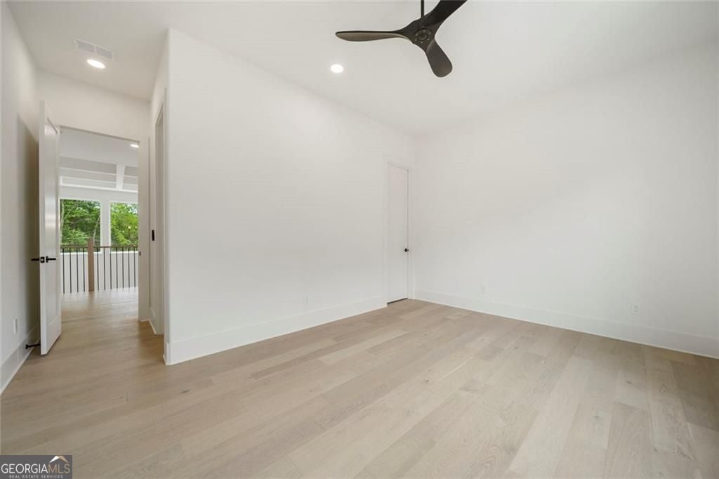 Lawrenceville, Georgia, 30046, United States, 5 Bedrooms Bedrooms, ,5 BathroomsBathrooms,Residential,For Sale,2042592