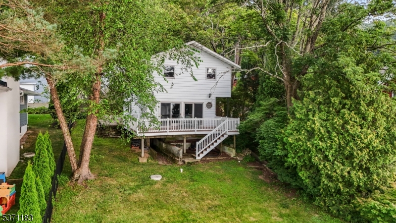 Mount Arlington Boro, New Jersey, 07856, United States, 2 Bedrooms Bedrooms, ,2 BathroomsBathrooms,Residential,For Sale,1912624