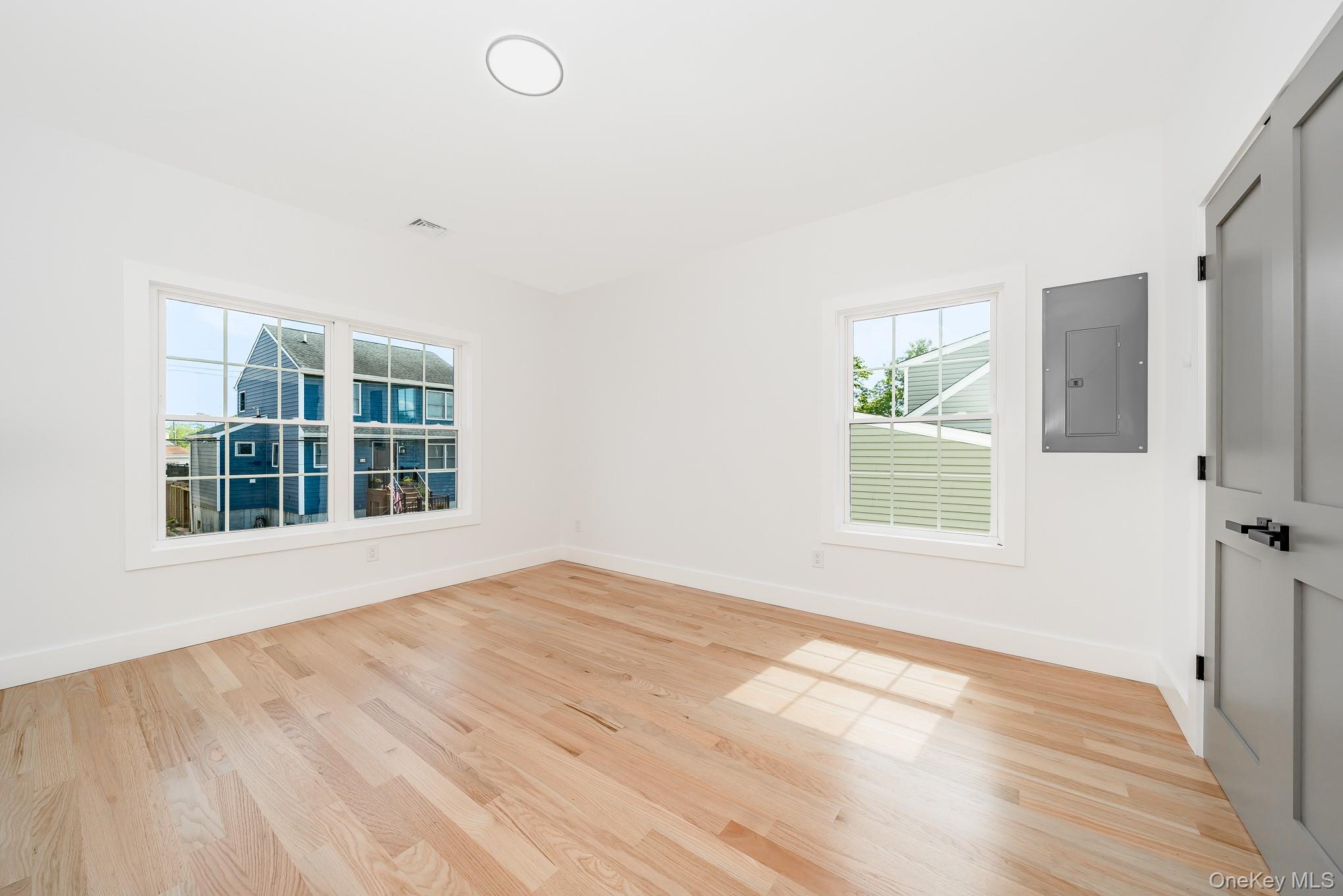 Bellmore, New York, 11710, United States, 5 Bedrooms Bedrooms, ,3 BathroomsBathrooms,Residential,For Sale,1977059