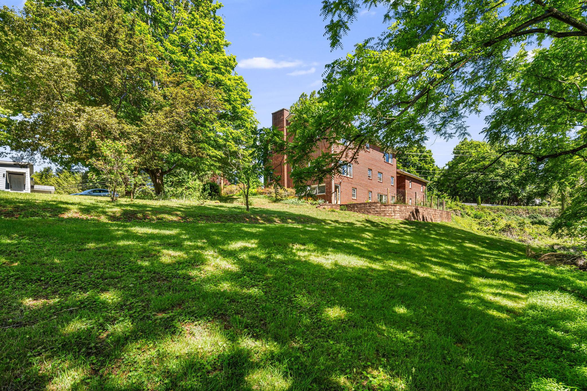 Mars Hill, North Carolina, 28754, United States, 5 Bedrooms Bedrooms, ,3 BathroomsBathrooms,Residential,For Sale,2049468