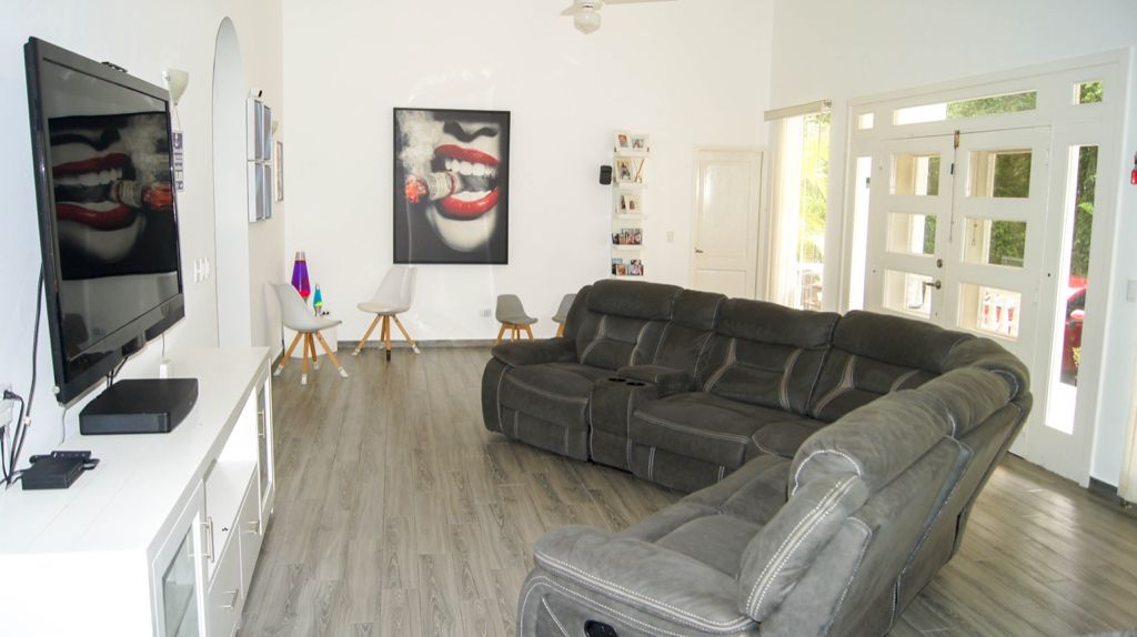Sosua, DO, 4 Bedrooms Bedrooms, ,5 BathroomsBathrooms,Residential,For Sale,1613500