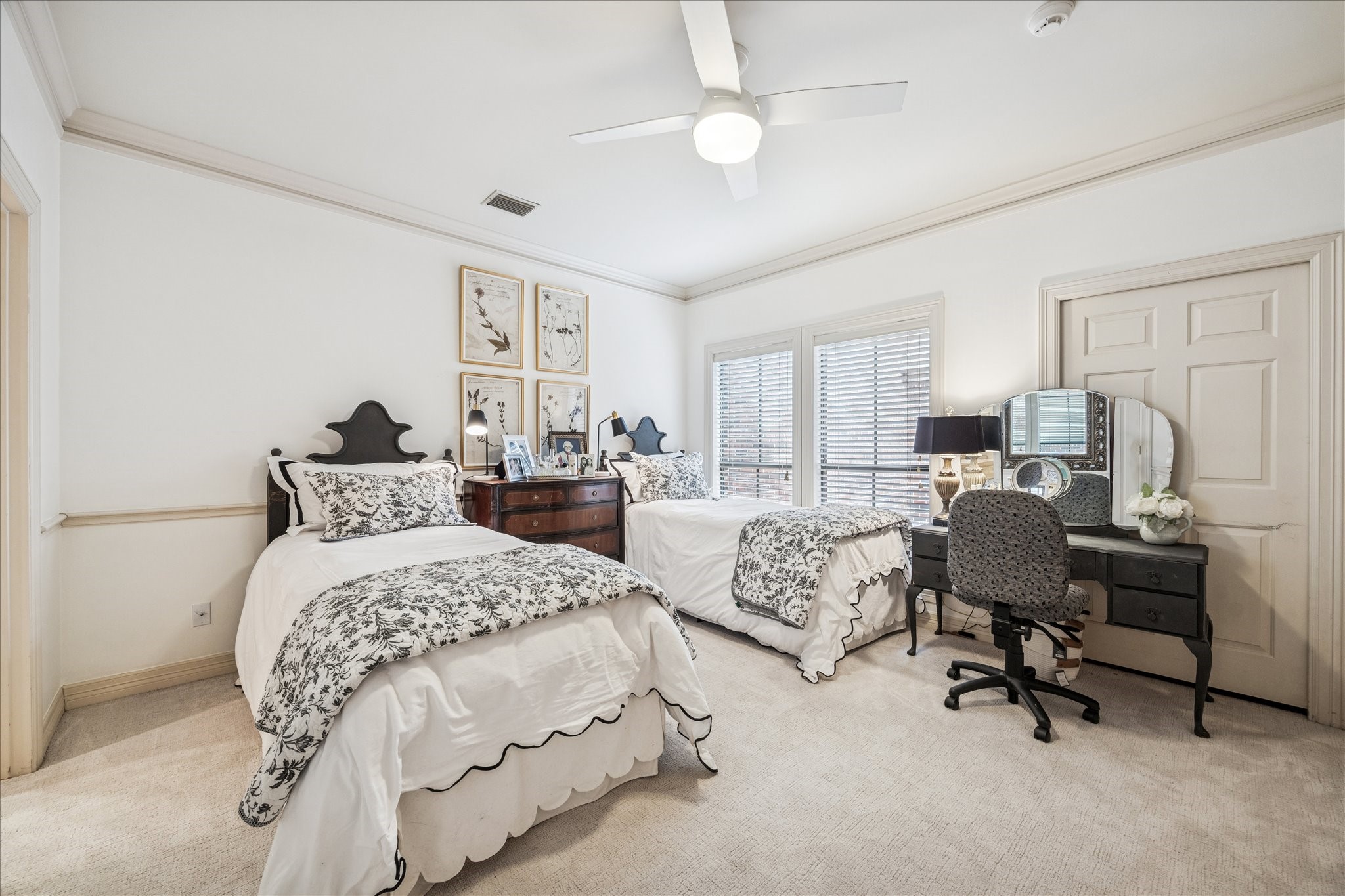  4832 Post Oak Timber Drive - 物件實景