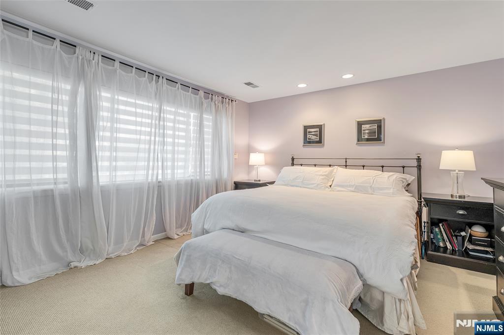 Twp of Washington, New Jersey, 07676, United States, 3 Bedrooms Bedrooms, ,3 BathroomsBathrooms,Residential,For Sale,1988270