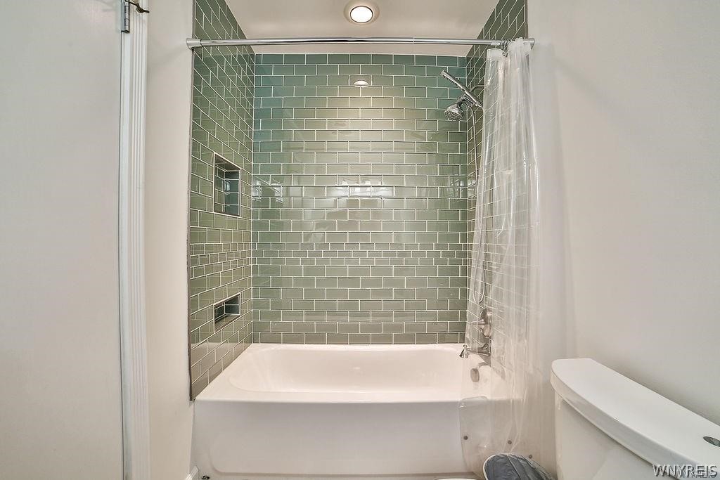 Buffalo, New York, 14202, United States, 3 Bedrooms Bedrooms, ,3 BathroomsBathrooms,Residential,For Sale,2036542
