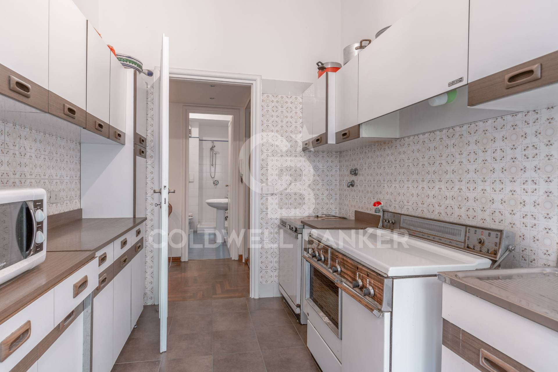 Roma, Roma, 00100, IT, 2 Bedrooms Bedrooms, ,2 BathroomsBathrooms,Residential,For Sale,1883307