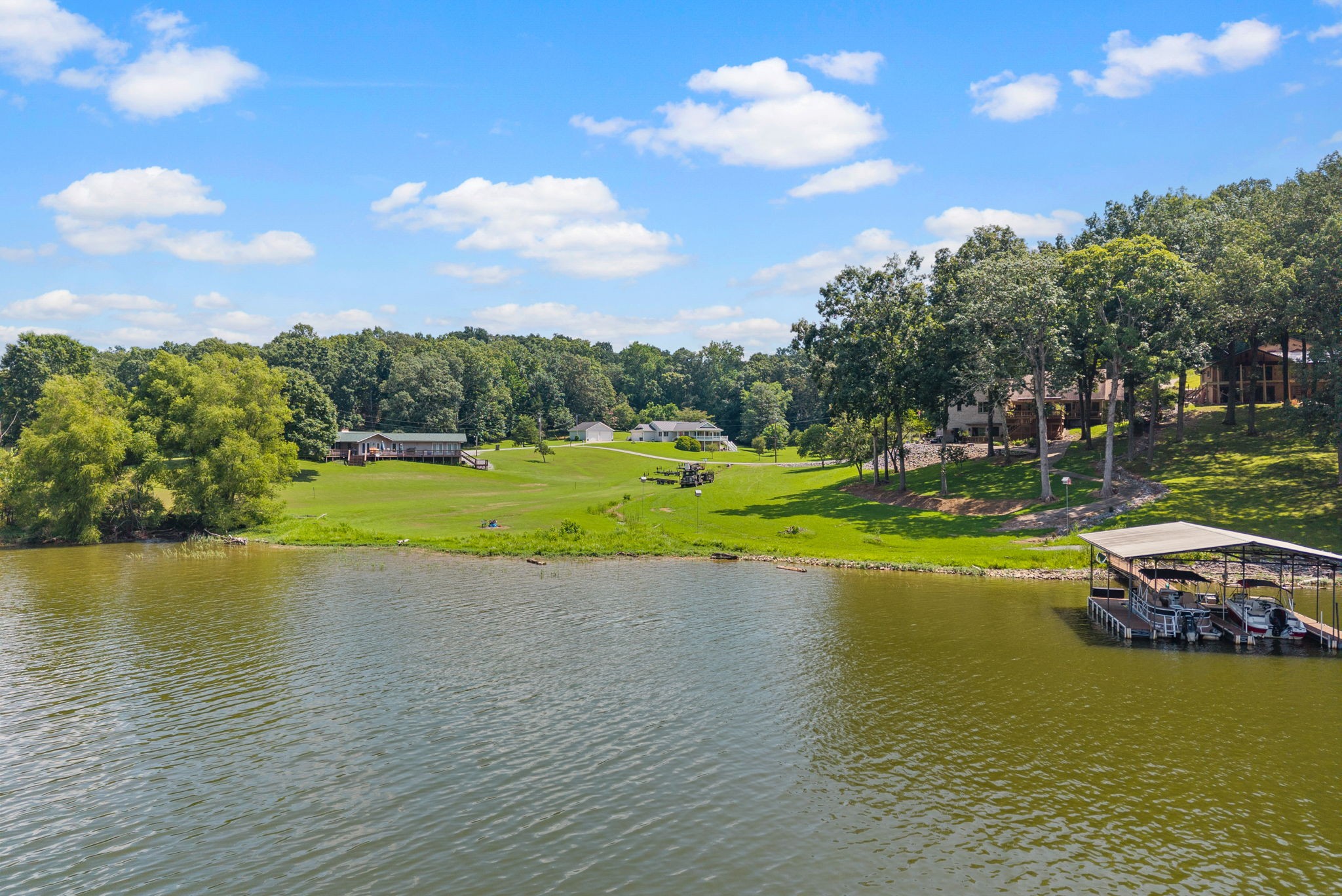 Cadiz, Kentucky, 42211, United States, 4 Bedrooms Bedrooms, ,3 BathroomsBathrooms,Residential,For Sale,1977115
