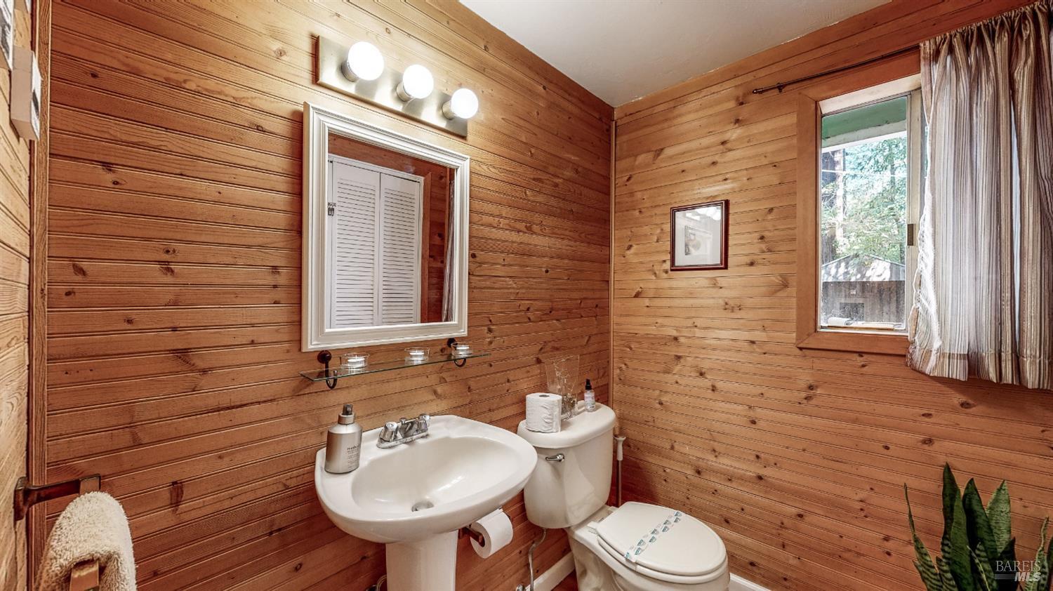 Monte Rio, California, 95462, United States, 2 Bedrooms Bedrooms, ,3 BathroomsBathrooms,Residential,For Sale,1861966