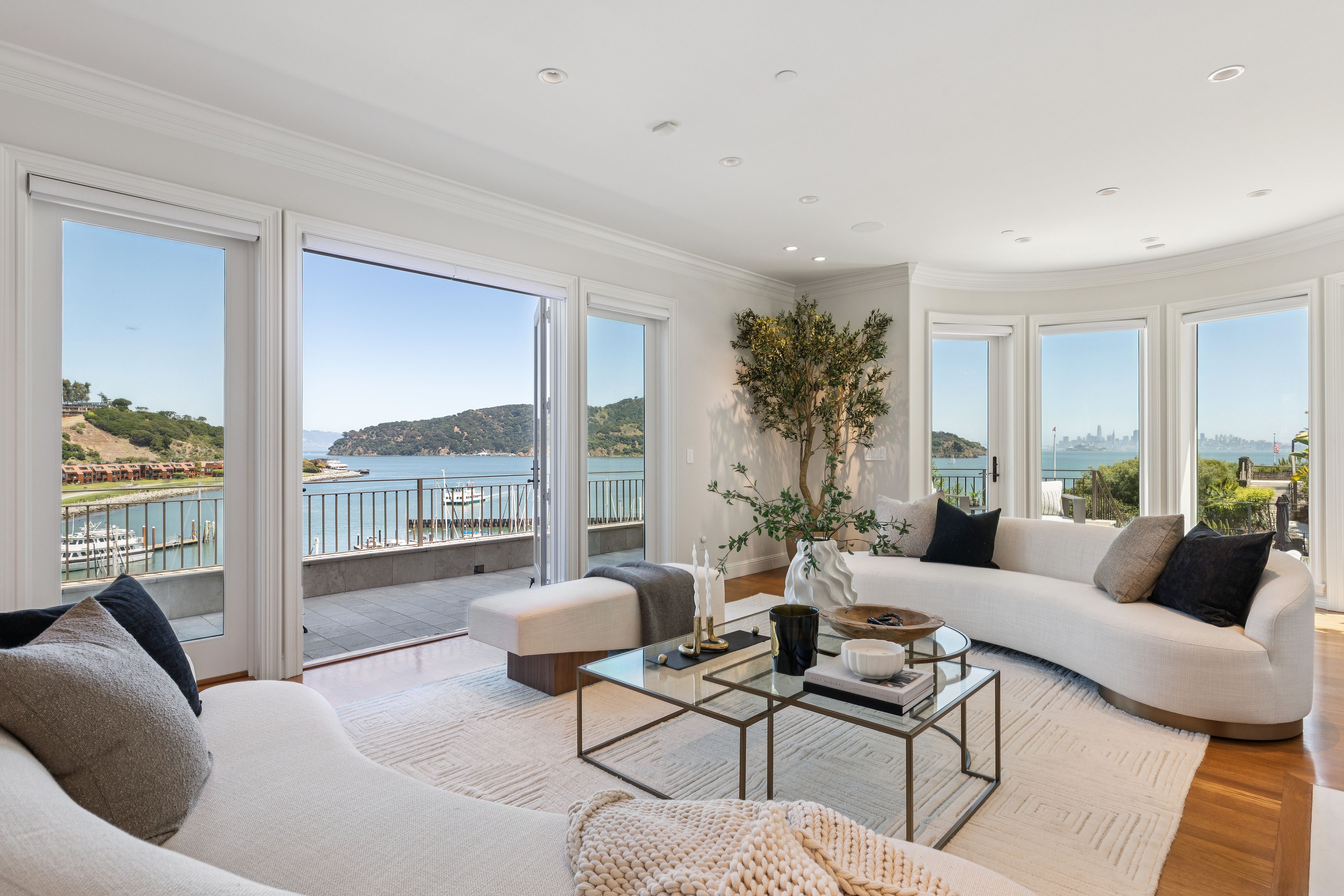 Corinthian Island Estate - 物件實景