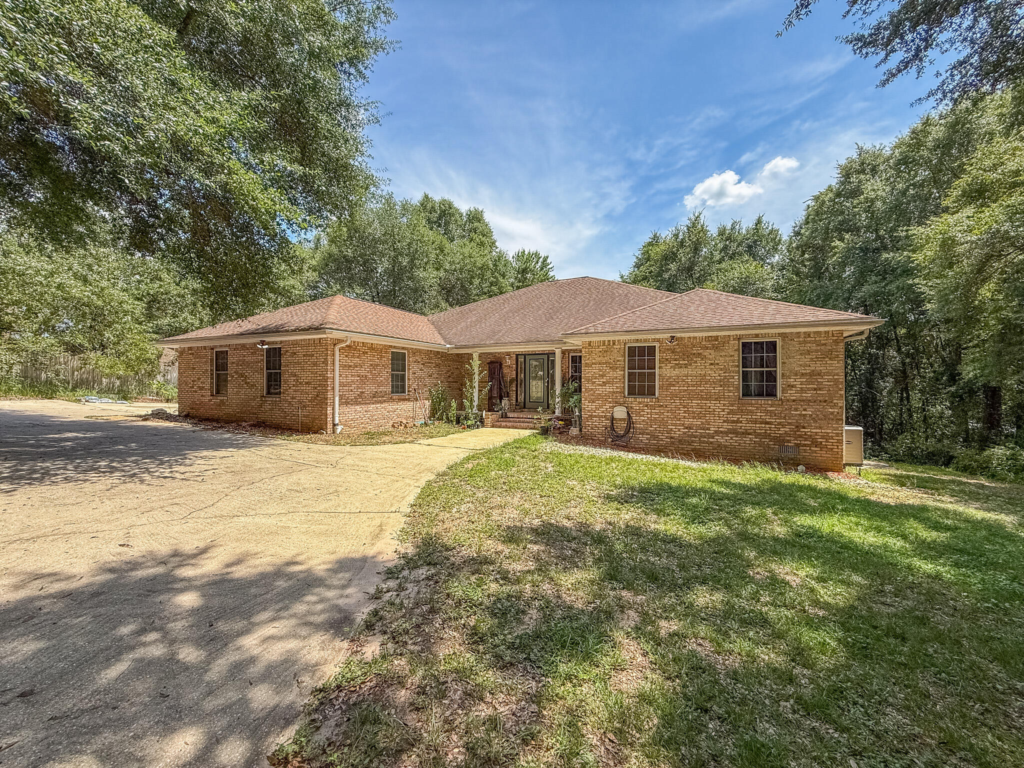 Crestview, Florida, 32539, United States, 4 Bedrooms Bedrooms, ,4 BathroomsBathrooms,Residential,For Sale,1907625
