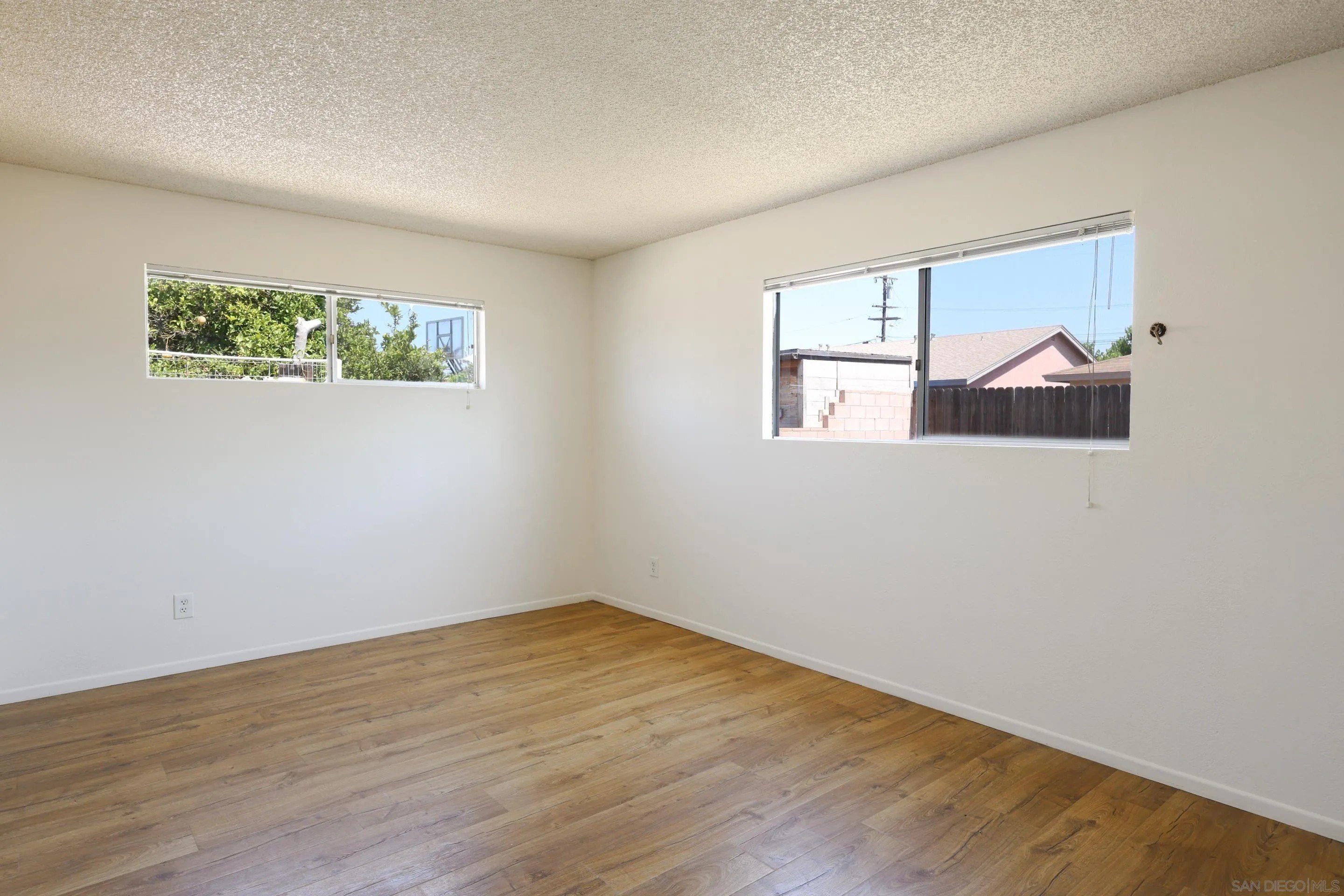 Chula Vista, California, 91910, United States, 3 Bedrooms Bedrooms, ,2 BathroomsBathrooms,Residential,For Sale,1916968