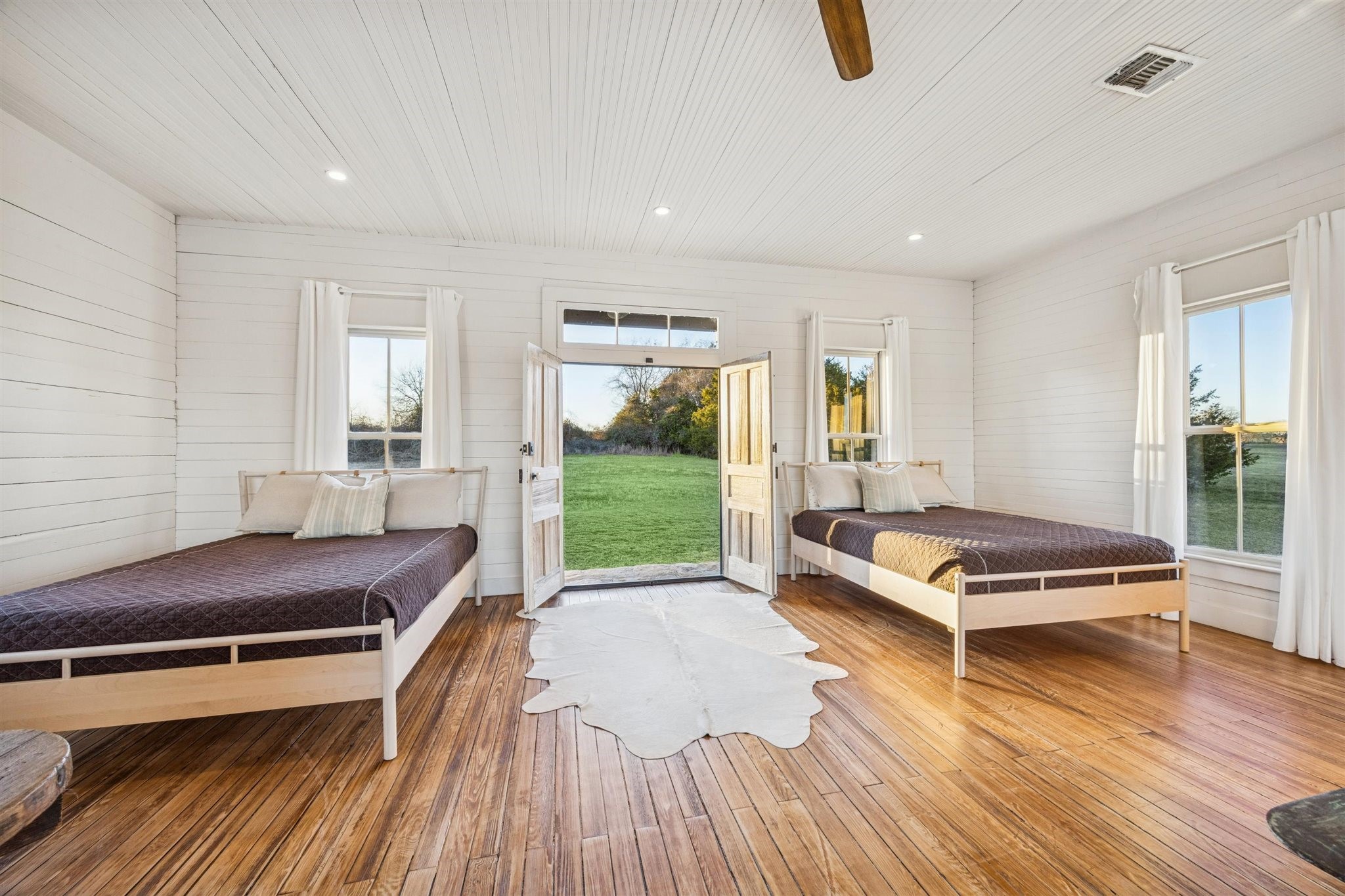  6389 Miller Road - 物件實景